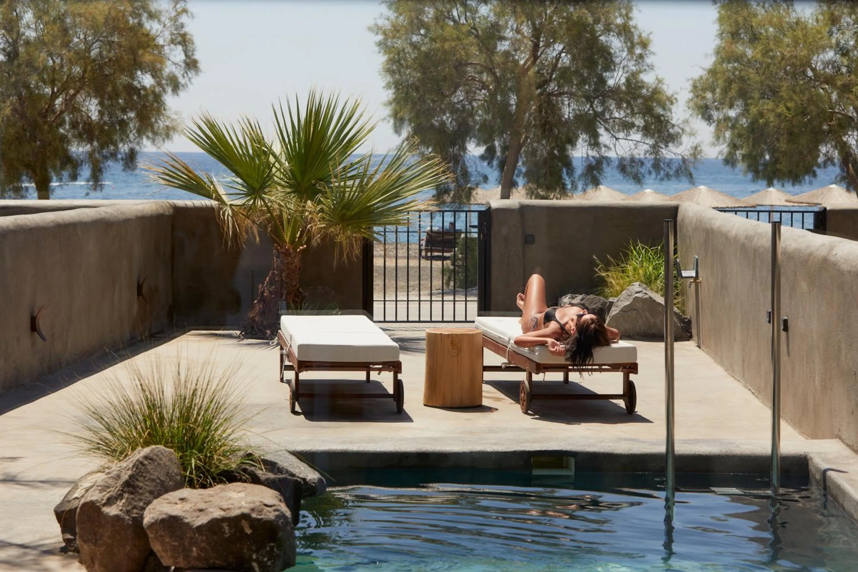 Day in Oscar Beachfront Suites - Adults Only