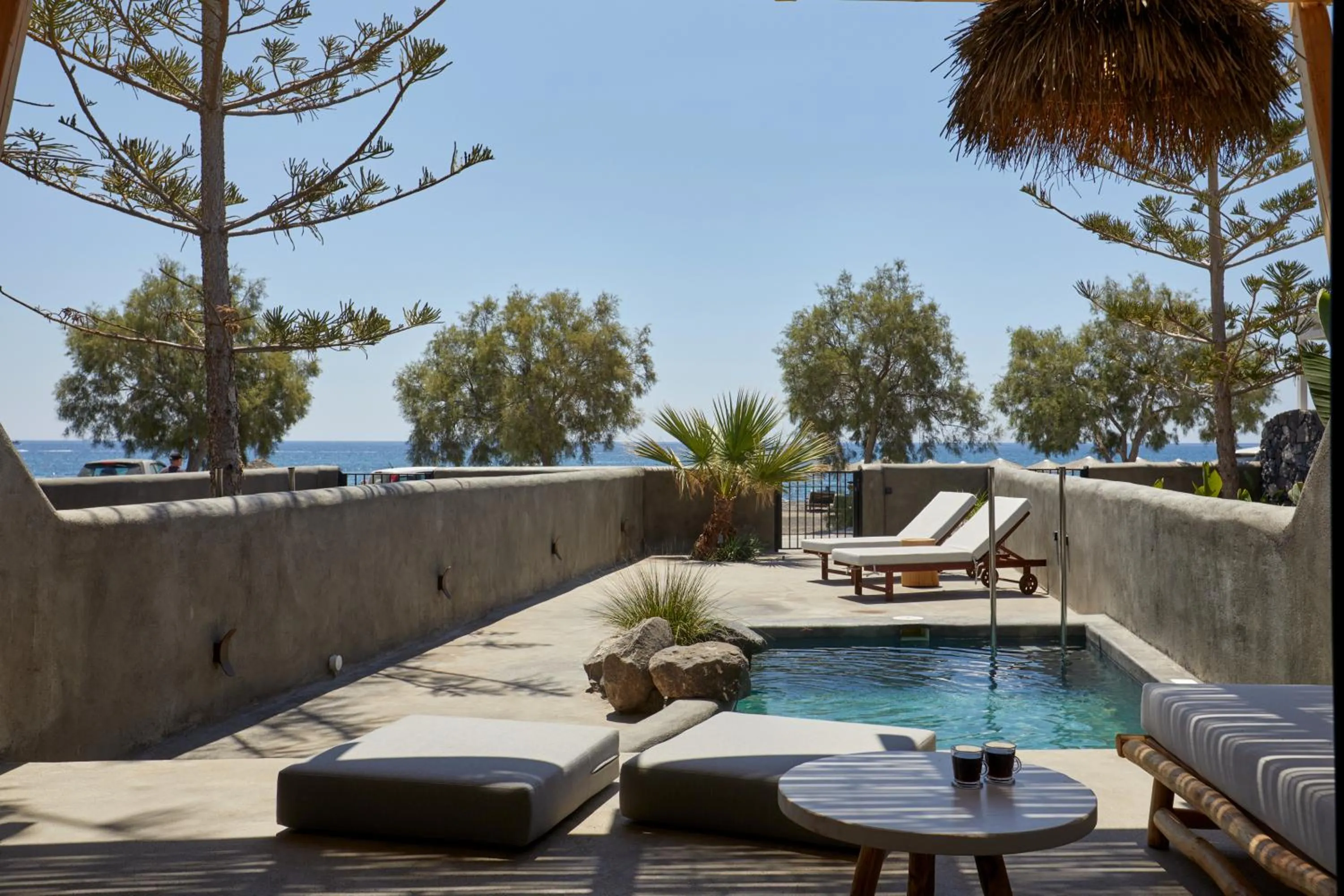 Day in Oscar Beachfront Suites - Adults Only