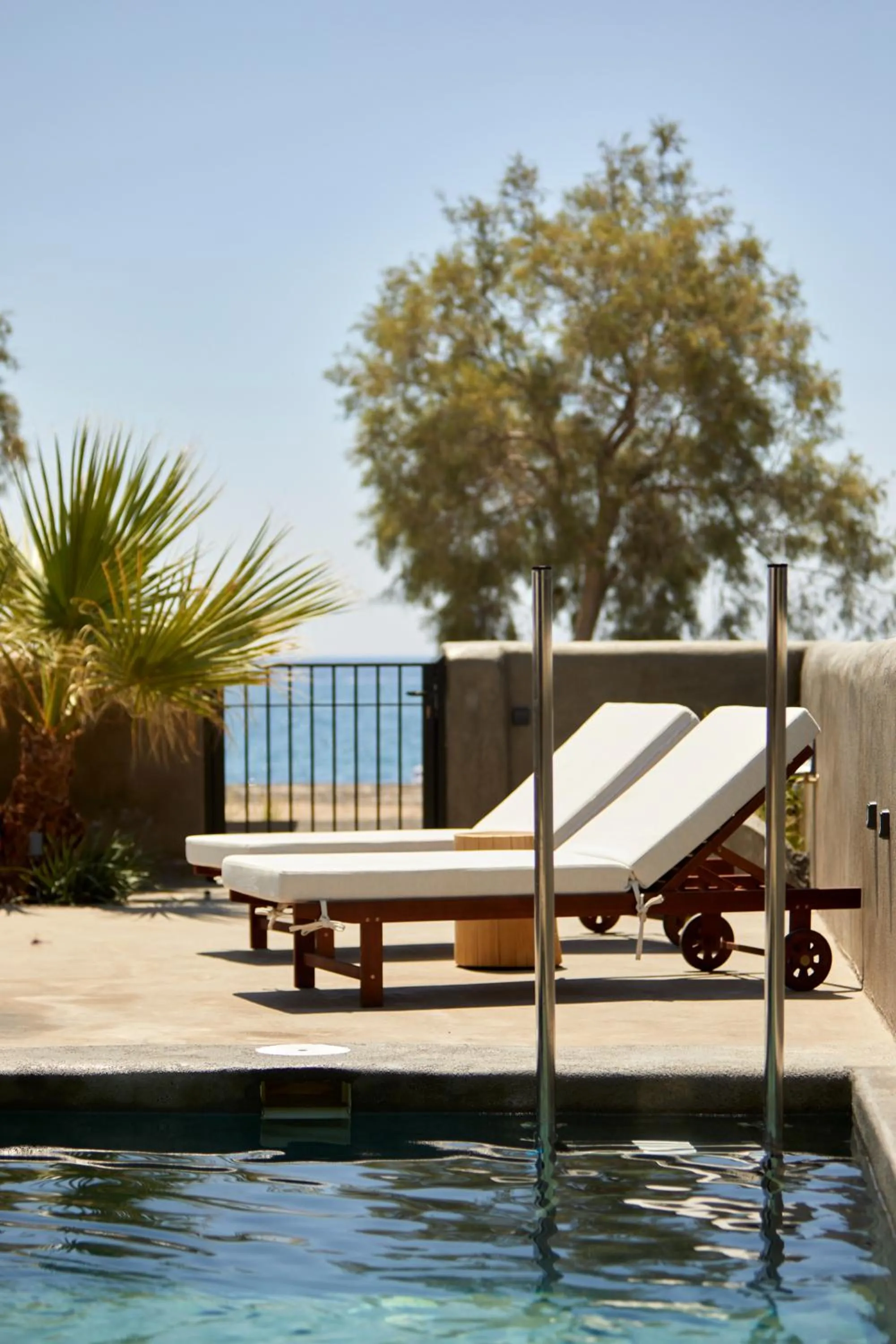 Day in Oscar Beachfront Suites - Adults Only