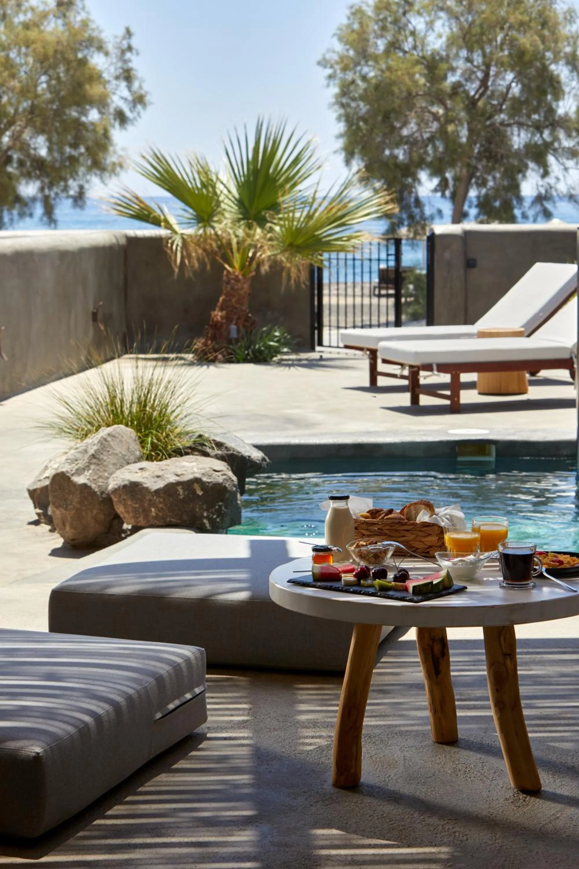 Day in Oscar Beachfront Suites - Adults Only