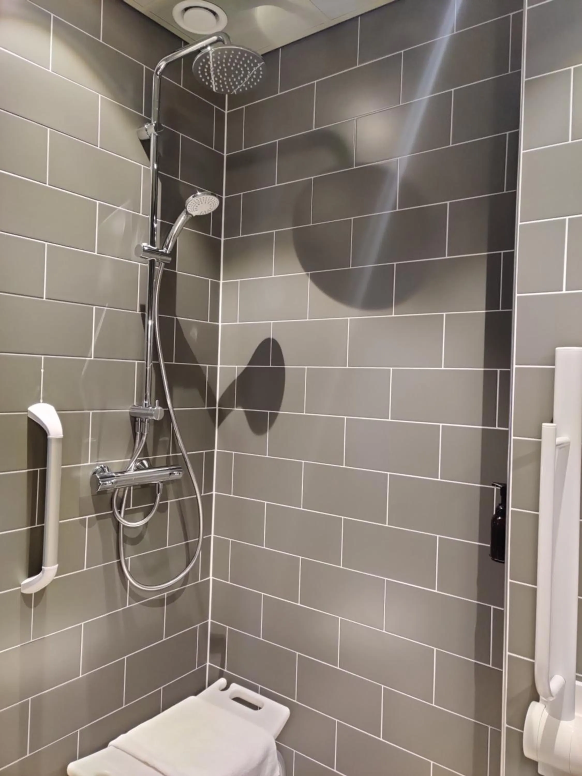 Bathroom in Fletcher Hotel-Restaurant Marknesse