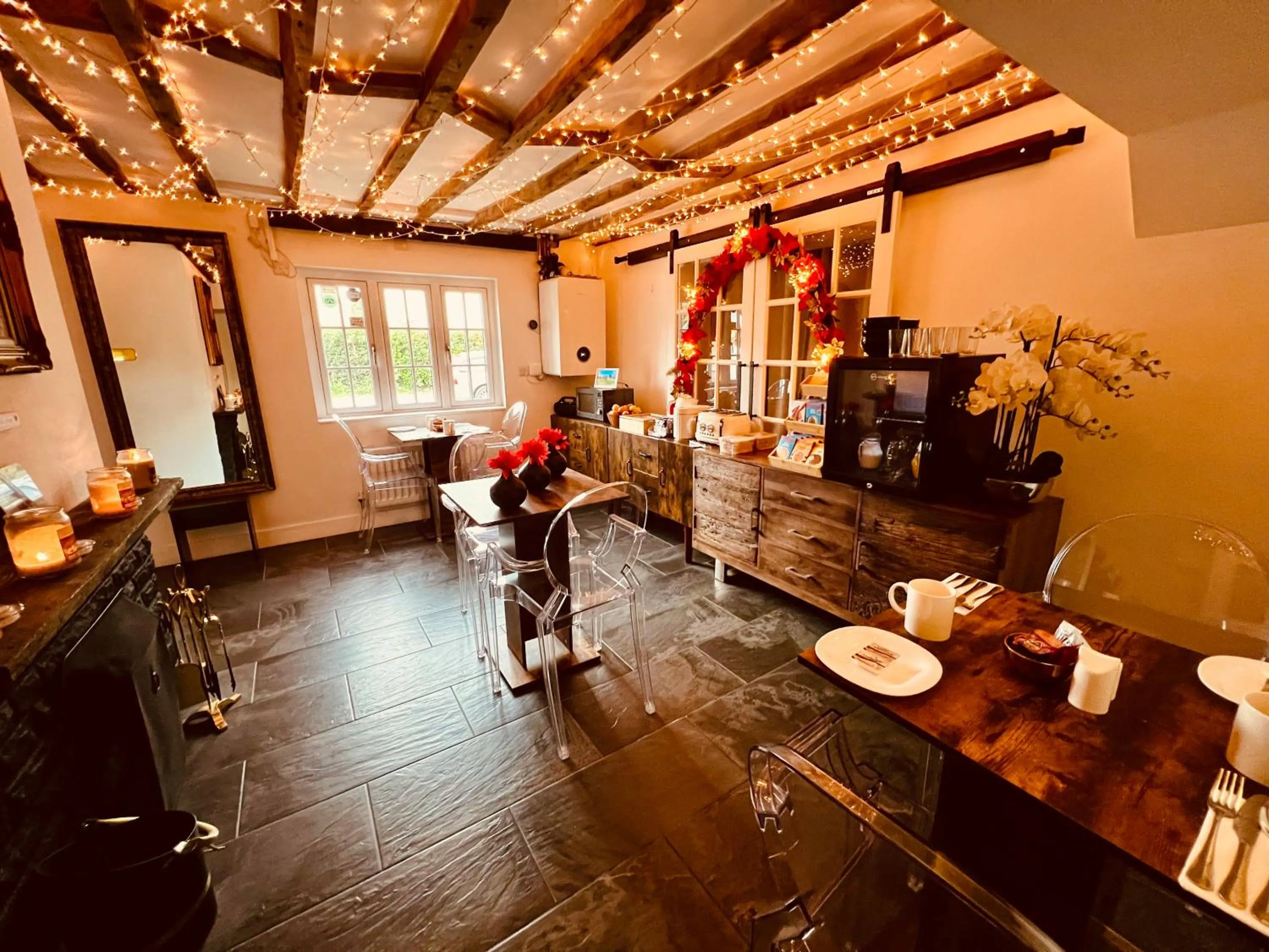 Coffee/tea facilities in Tumbleweed Cottage