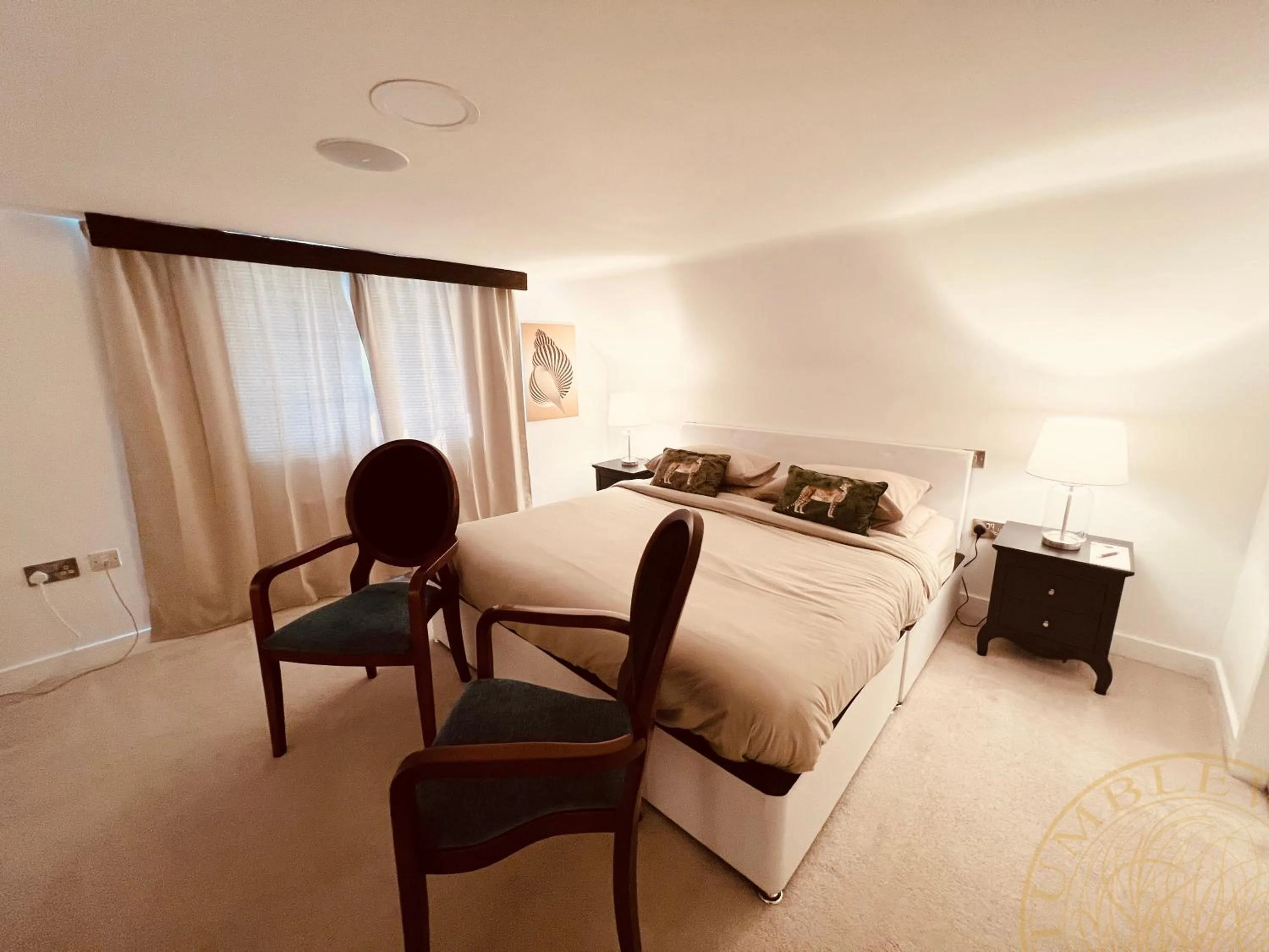 Bed in Tumbleweed Cottage