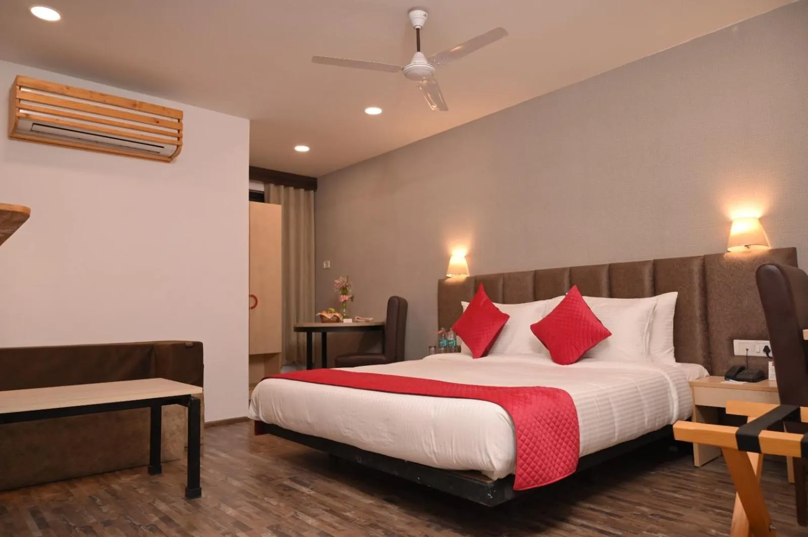 Bed in Ayaan Residency