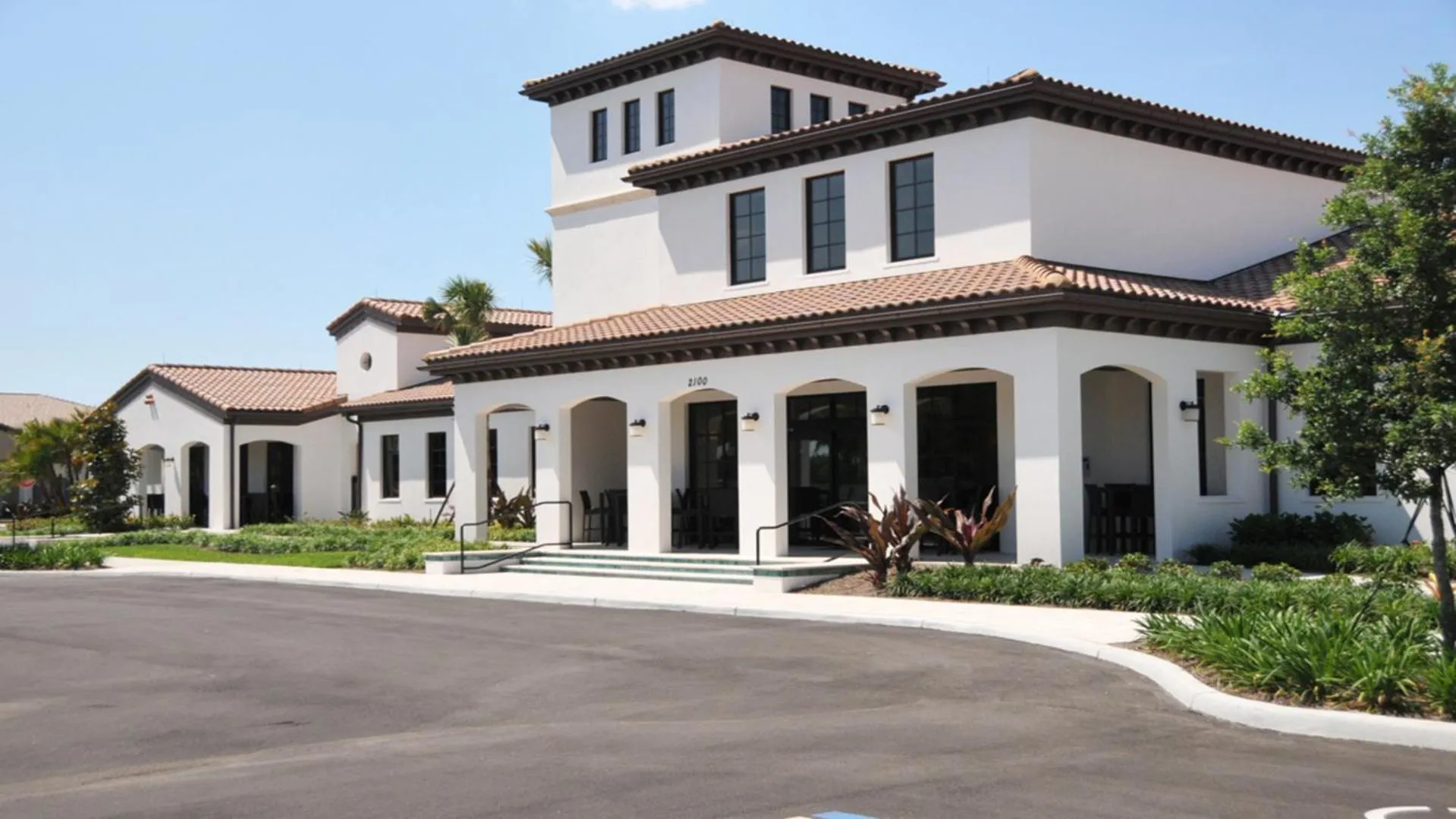 Property building in Windsor At Westside 8 - 8 Bed 6 Baths Villa