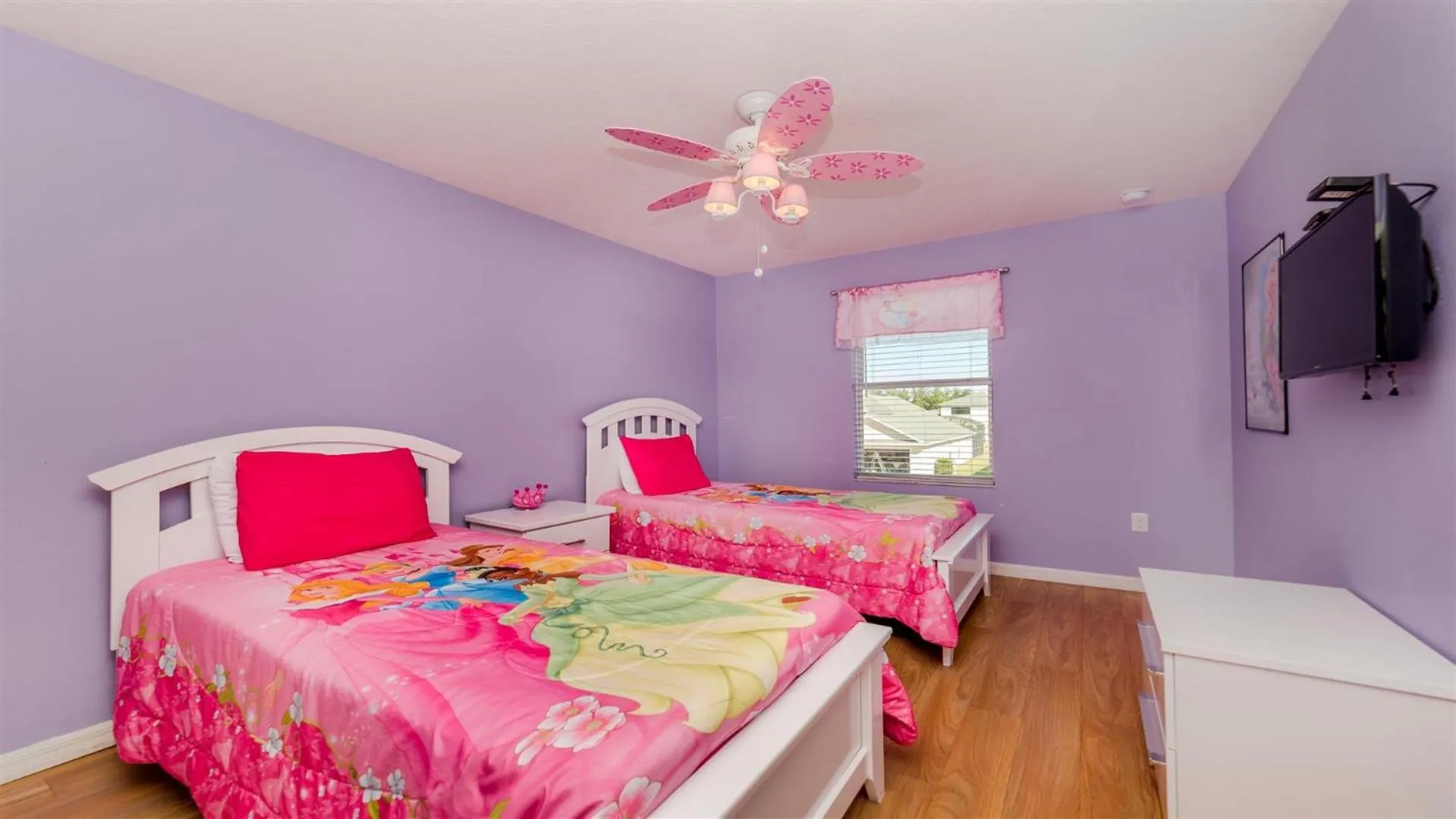 Bedroom in Crystal Cove 1 - 7 Bed 4,5 Baths Villa