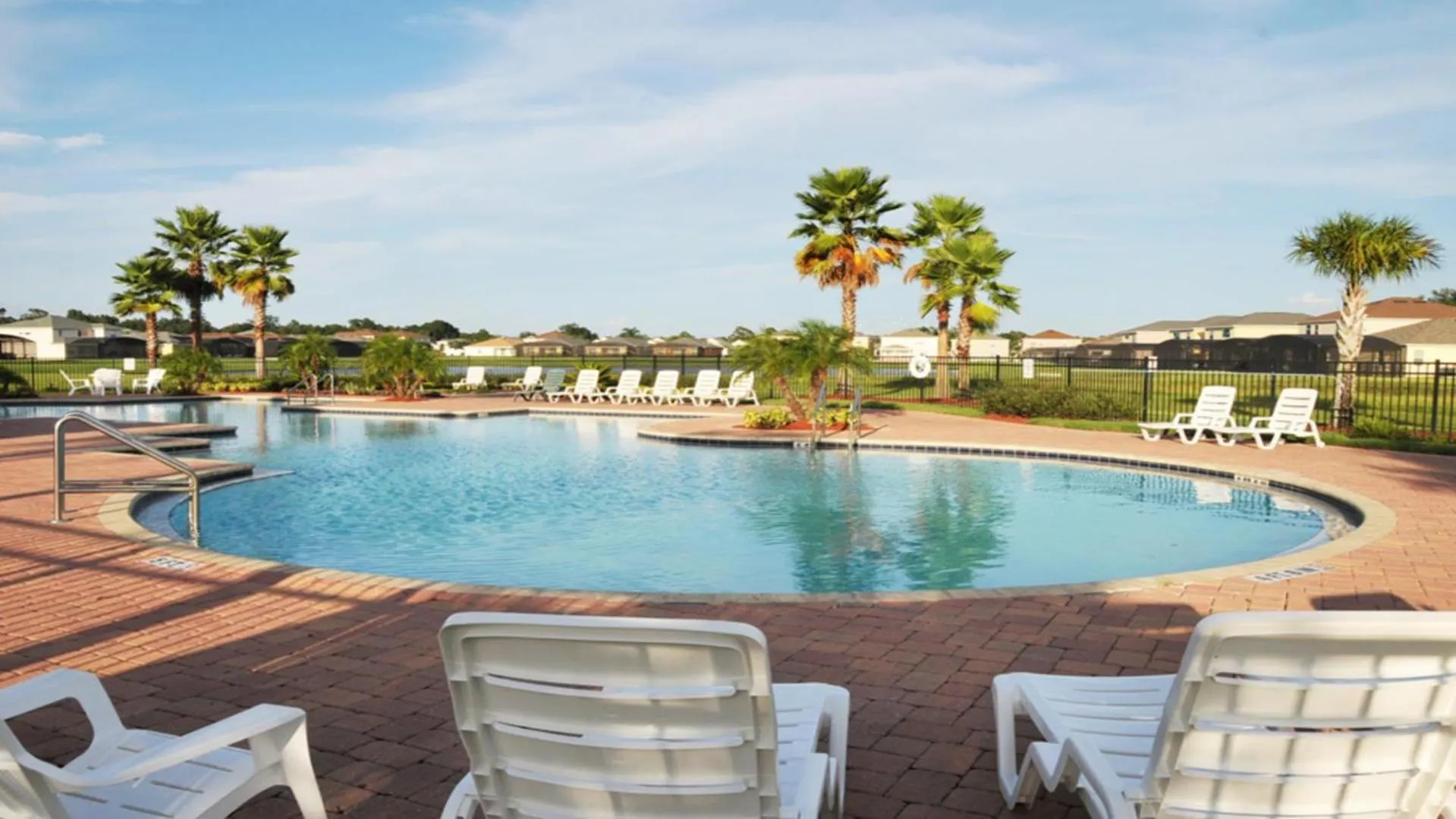 Location in Crystal Cove 1 - 7 Bed 4,5 Baths Villa