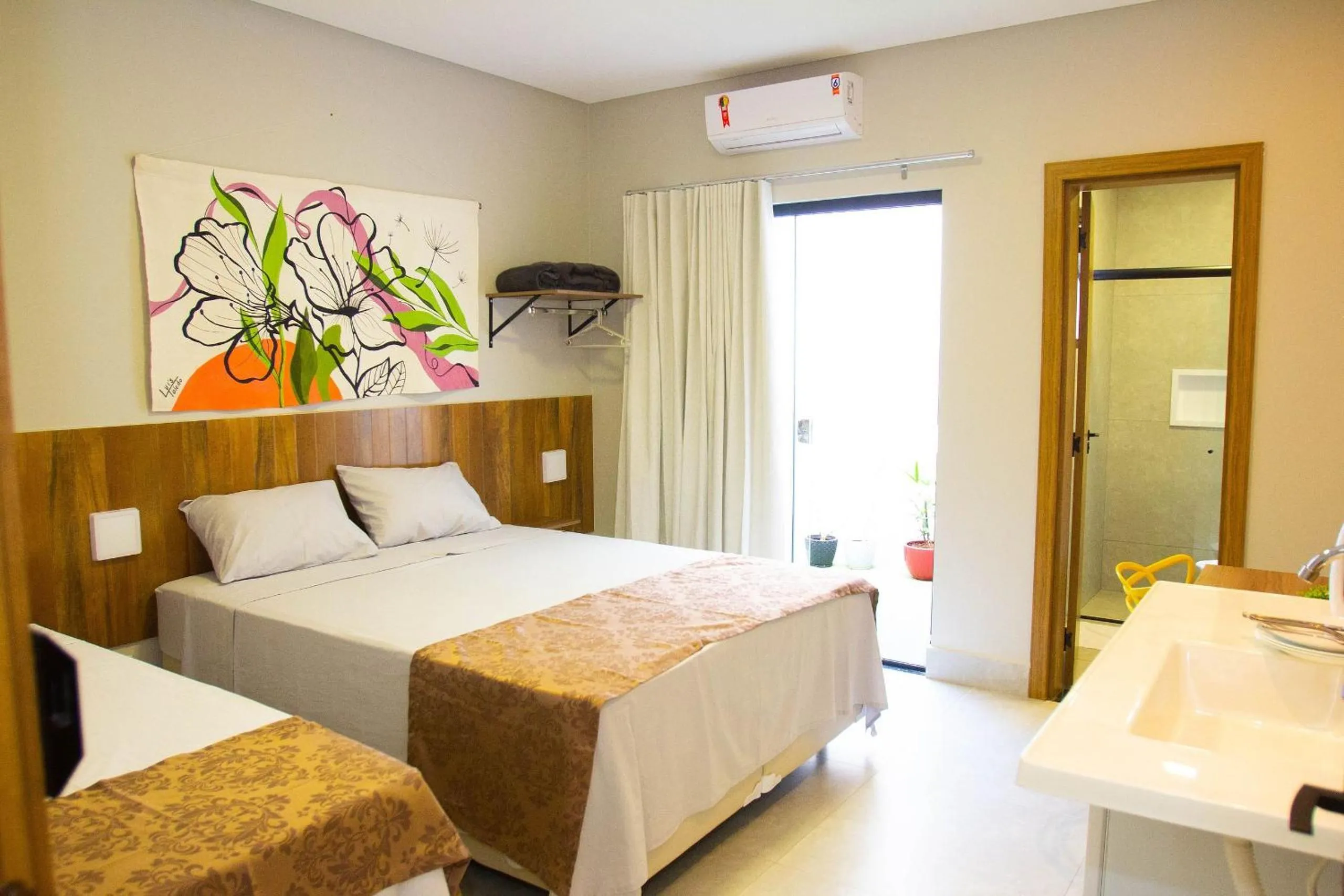 View (from property/room), Bed in Fiori Suítes