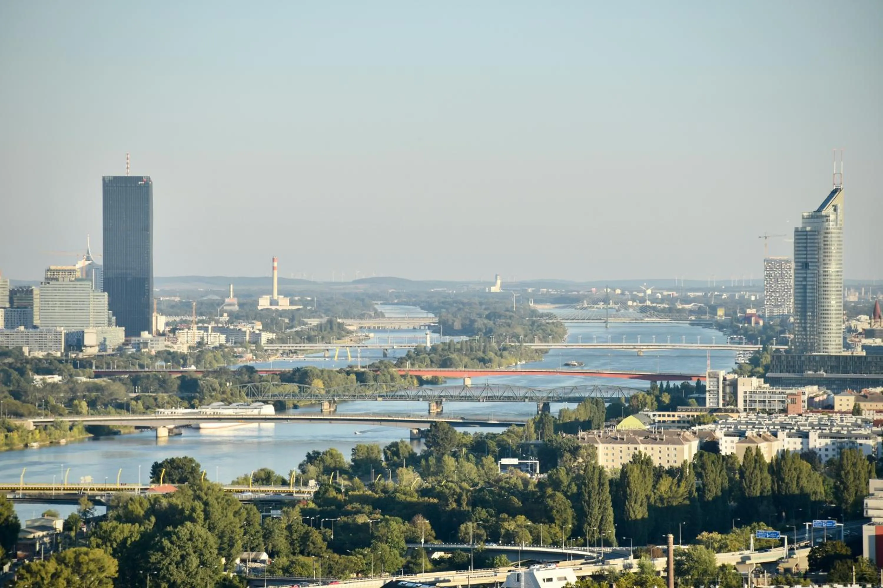 Nearby landmark in greet Wien City Nord