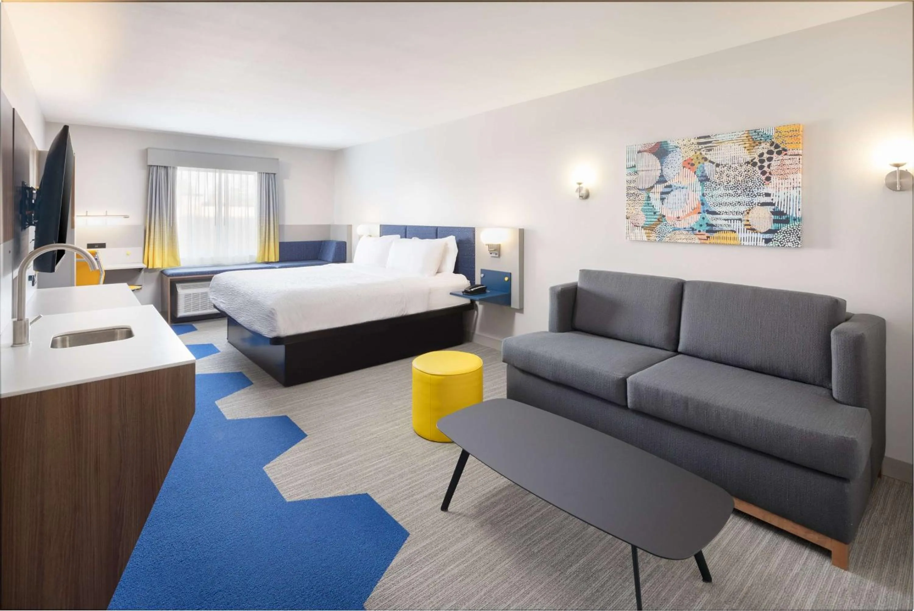 Photo of the whole room, Bed in Microtel Inn & Suites by Wyndham Macedon