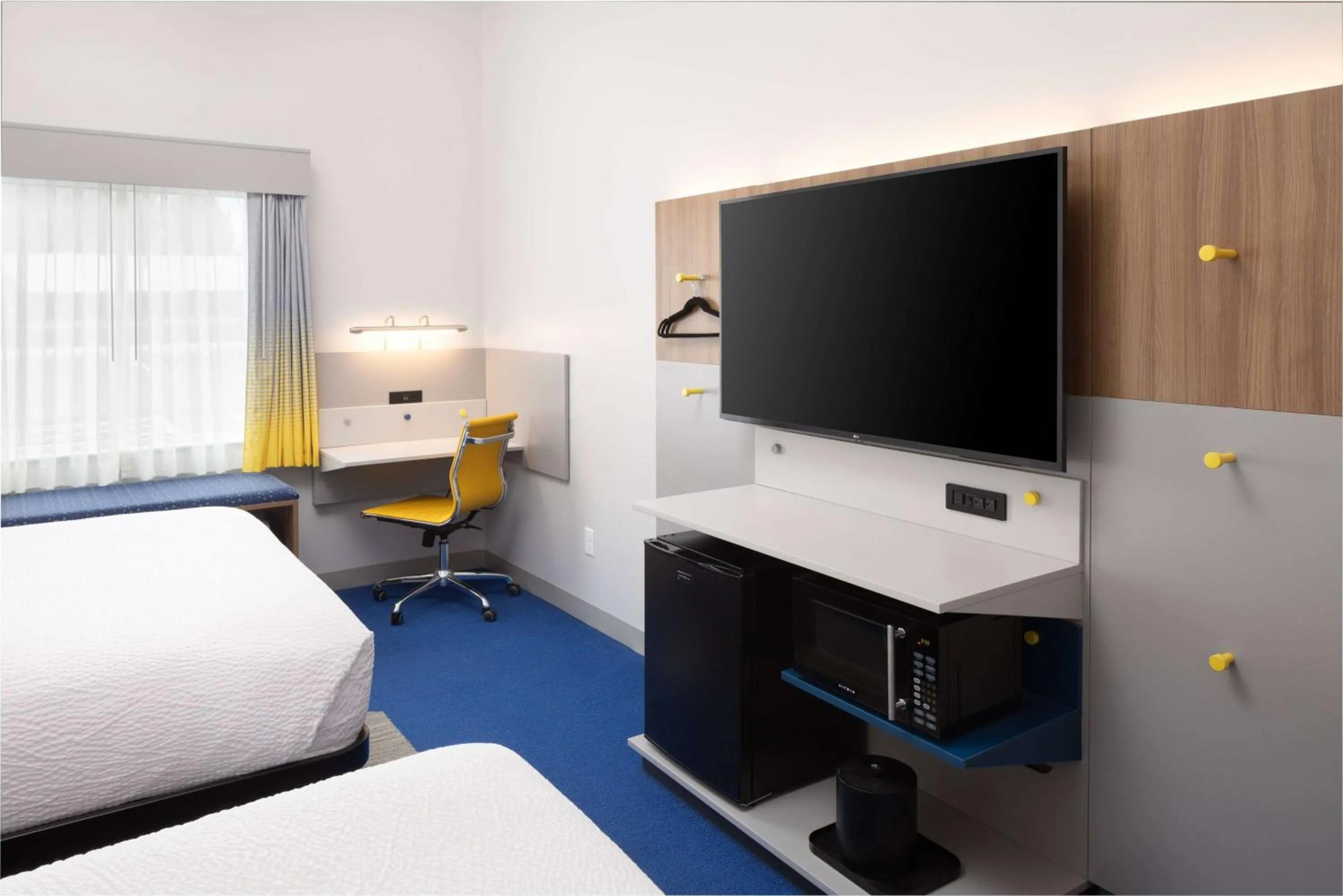 Photo of the whole room, Bed in Microtel Inn & Suites by Wyndham Macedon