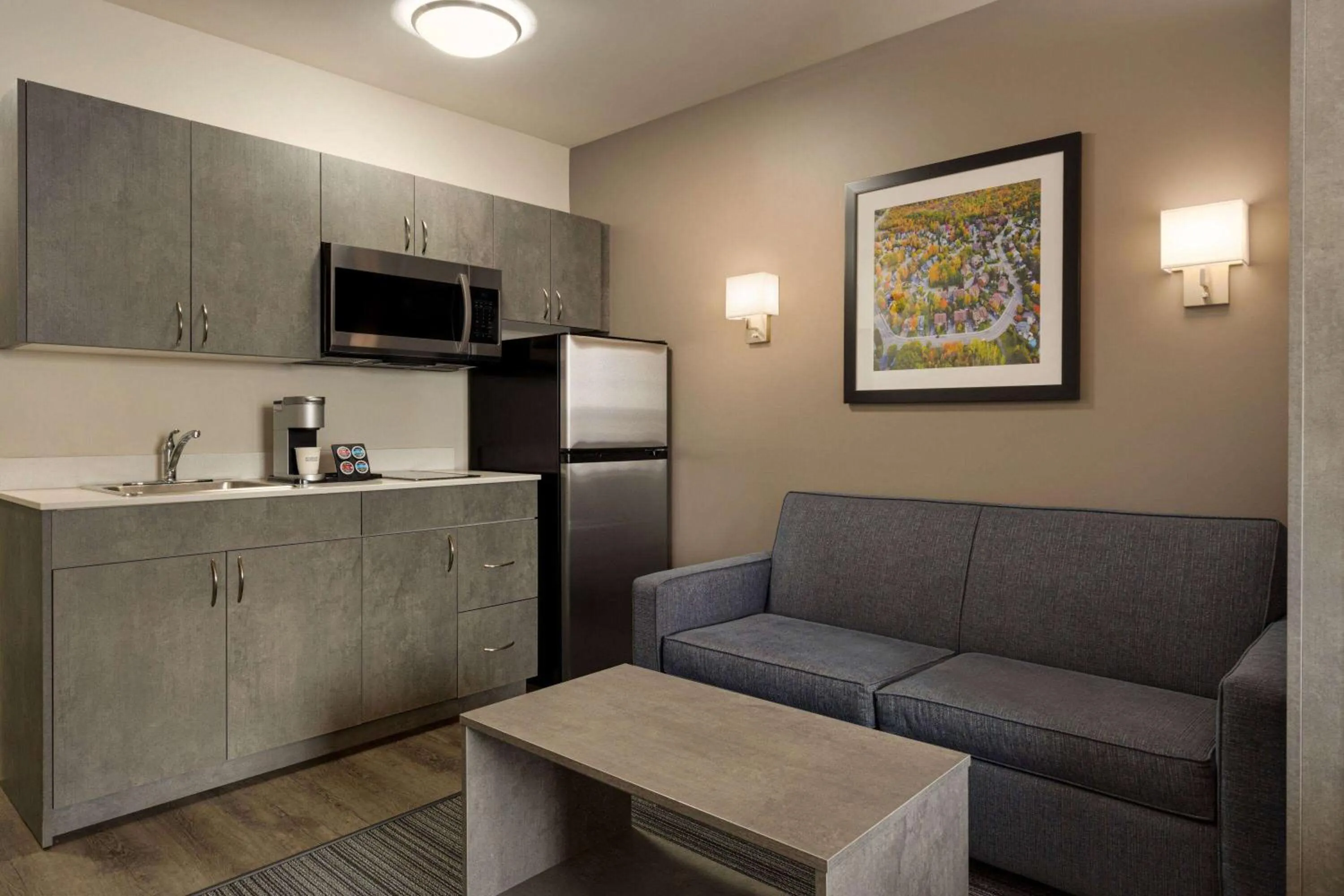 Photo of the whole room in Microtel Inn & Suites by Wyndham Boisbriand