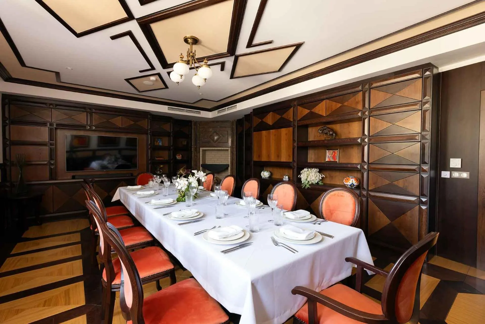 Meeting/conference room in Armaco Residence