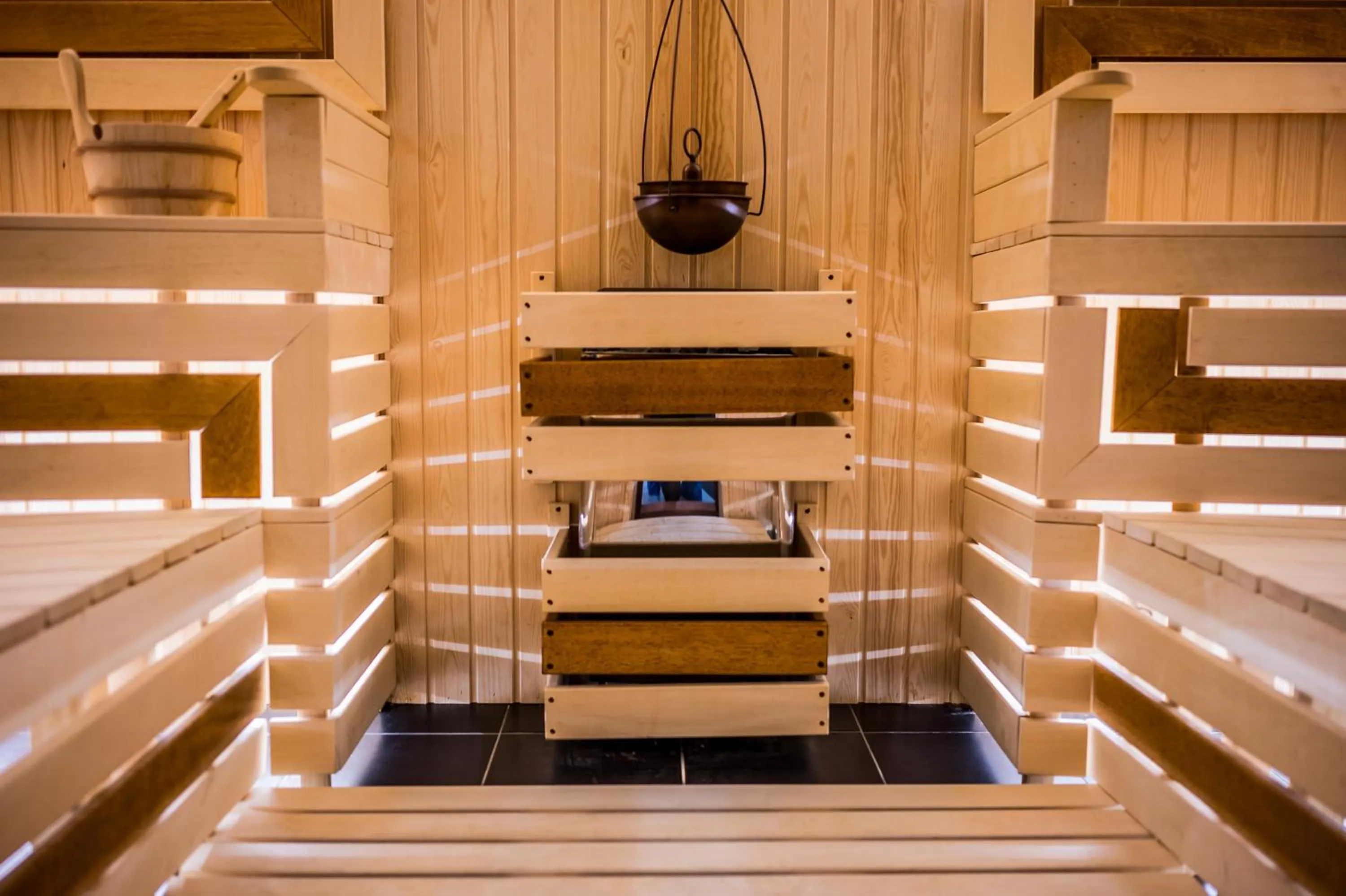 Sauna in Armaco Residence