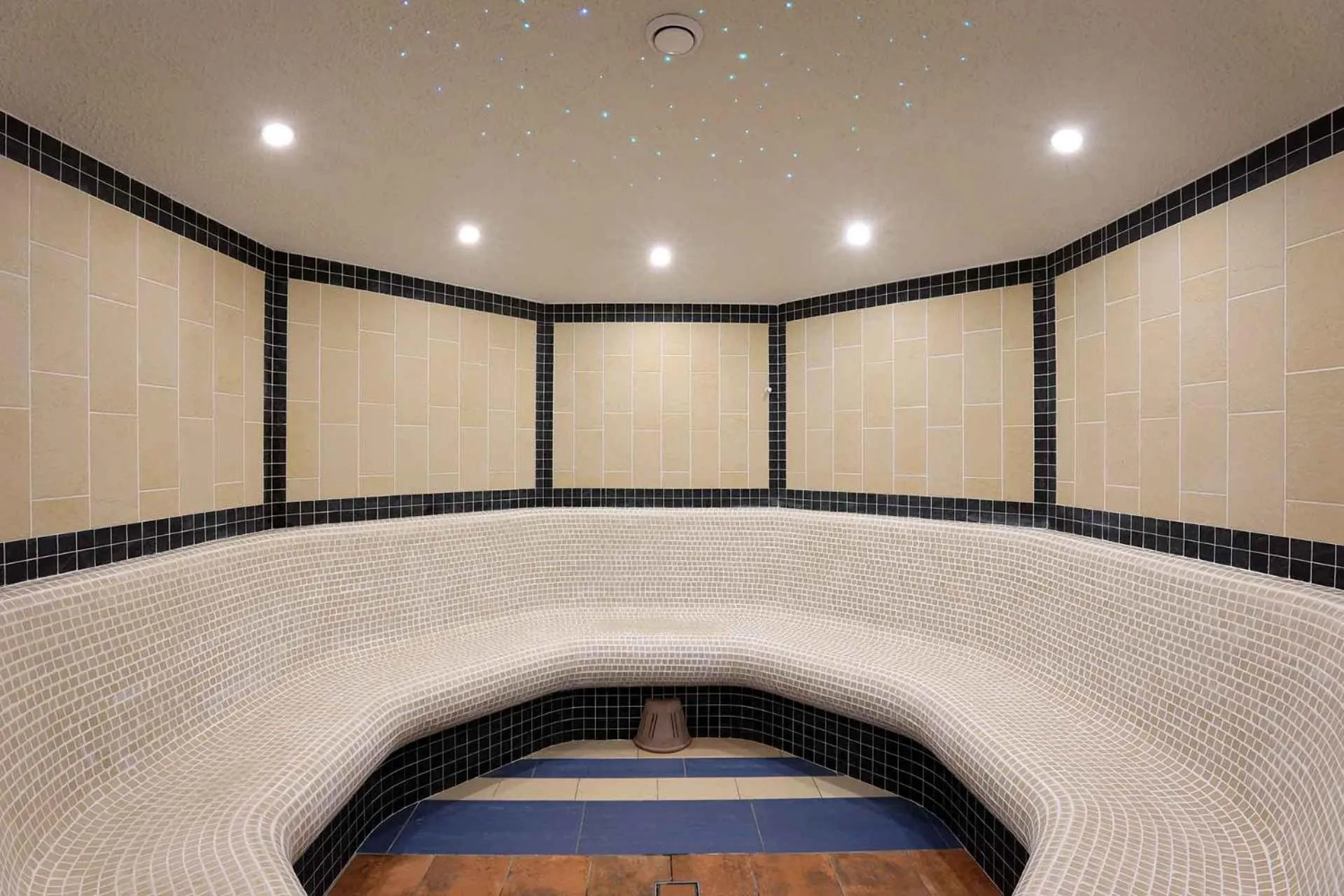 Steam room in Armaco Residence