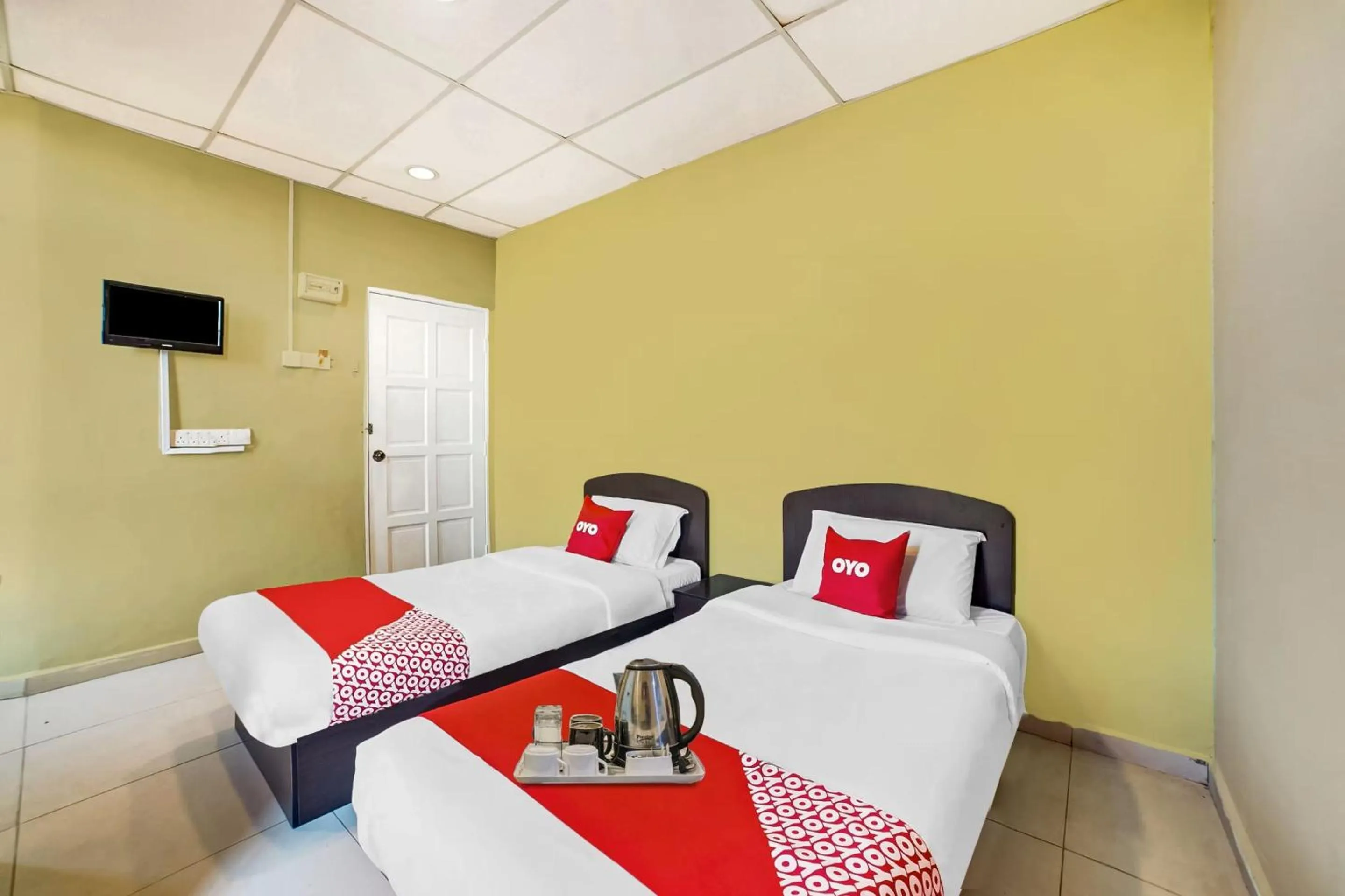 View (from property/room), Bed in Hotel Lii View