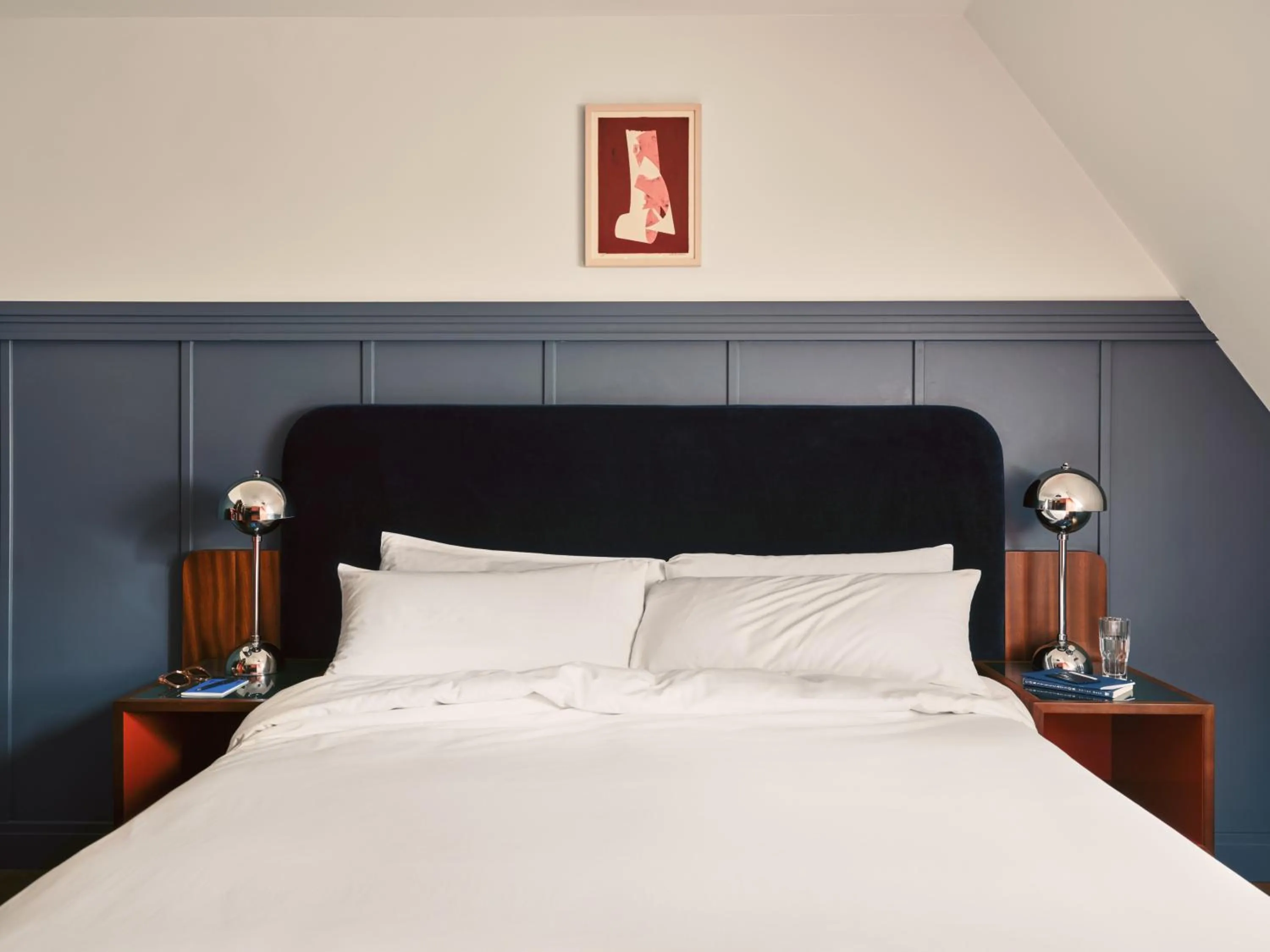 Bed in The Hoxton Lloyd Amsterdam City Centre East