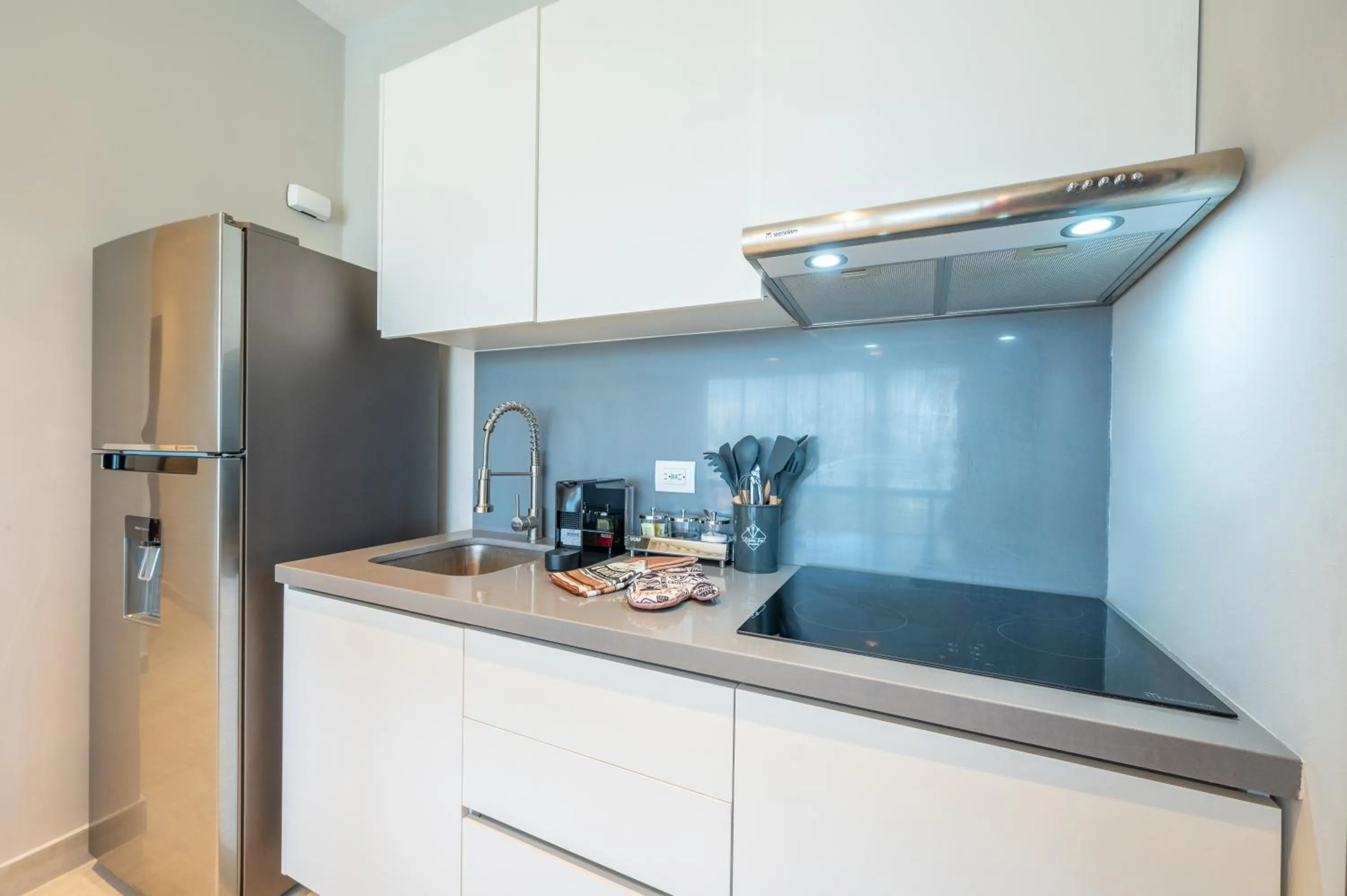 kitchen in Kippal - Modern Oasis - ApartHotel