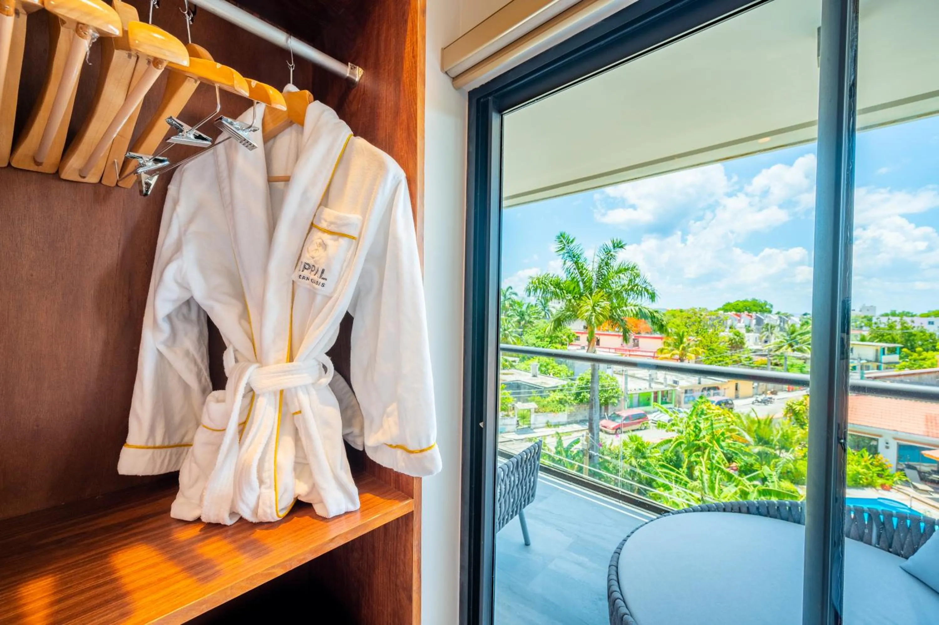 wardrobe in Kippal - Modern Oasis - ApartHotel