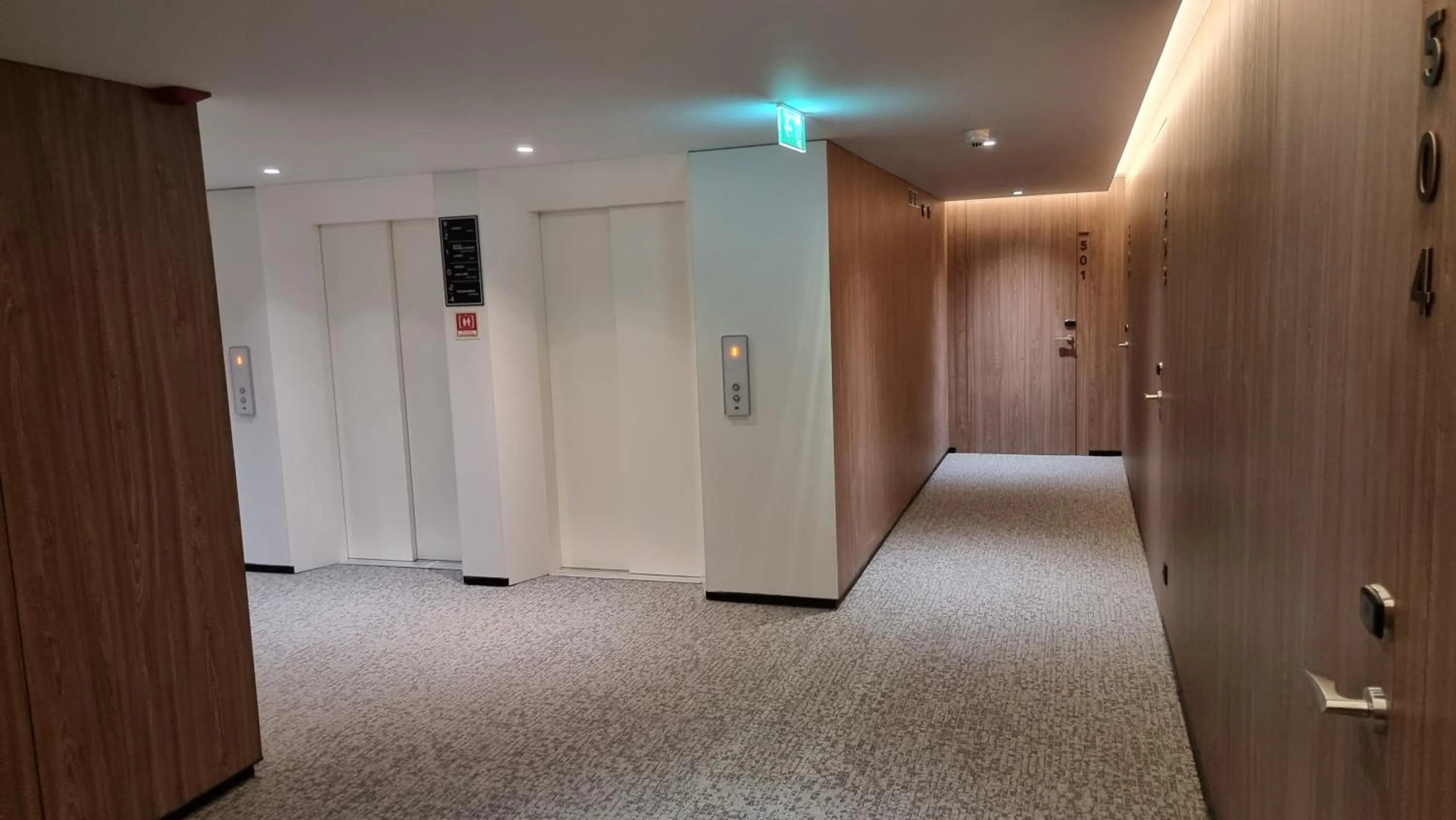 Bedroom in Hotel Principe Avila