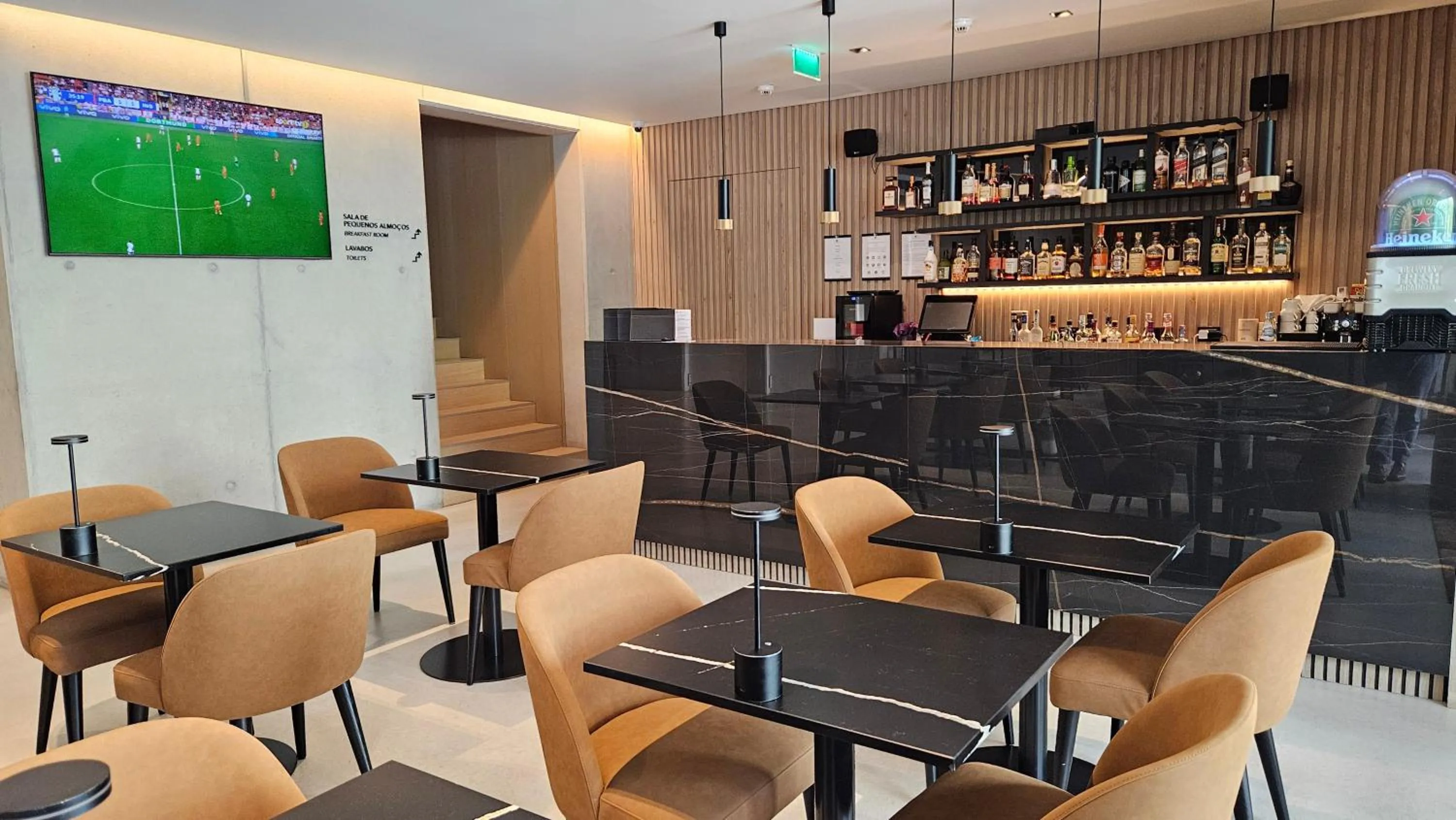 Lounge or bar in Hotel Principe Avila