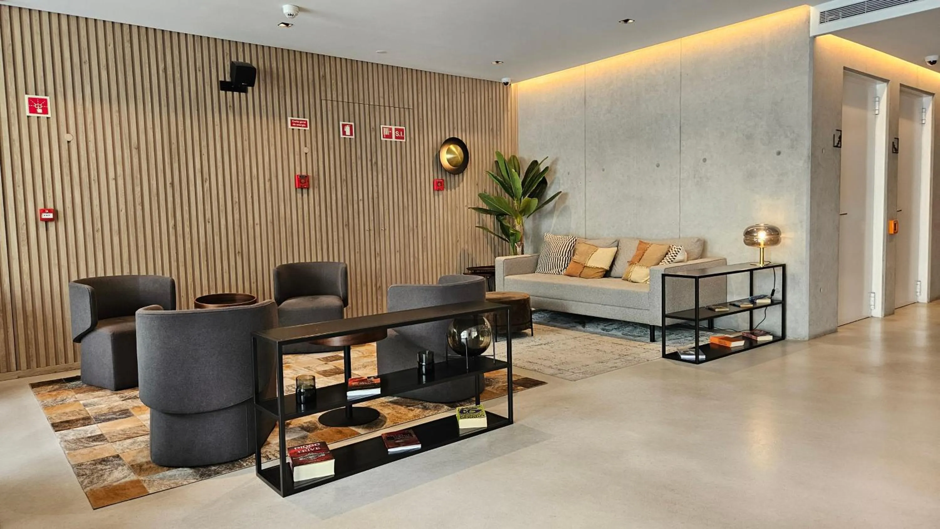 Lounge or bar in Hotel Principe Avila