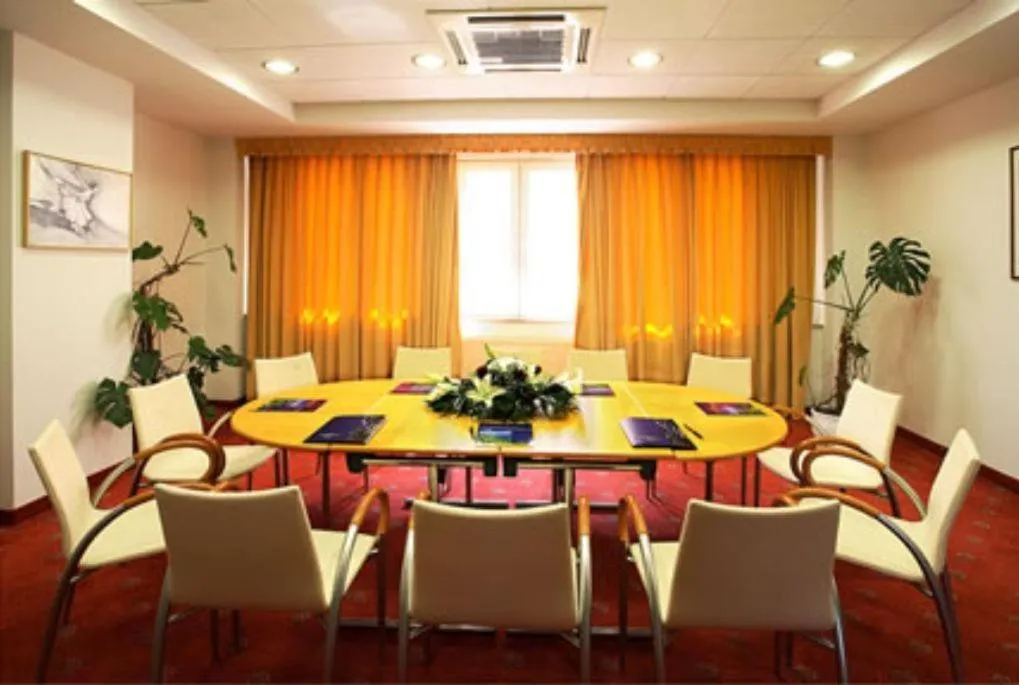 Business facilities in Palladion Hotel