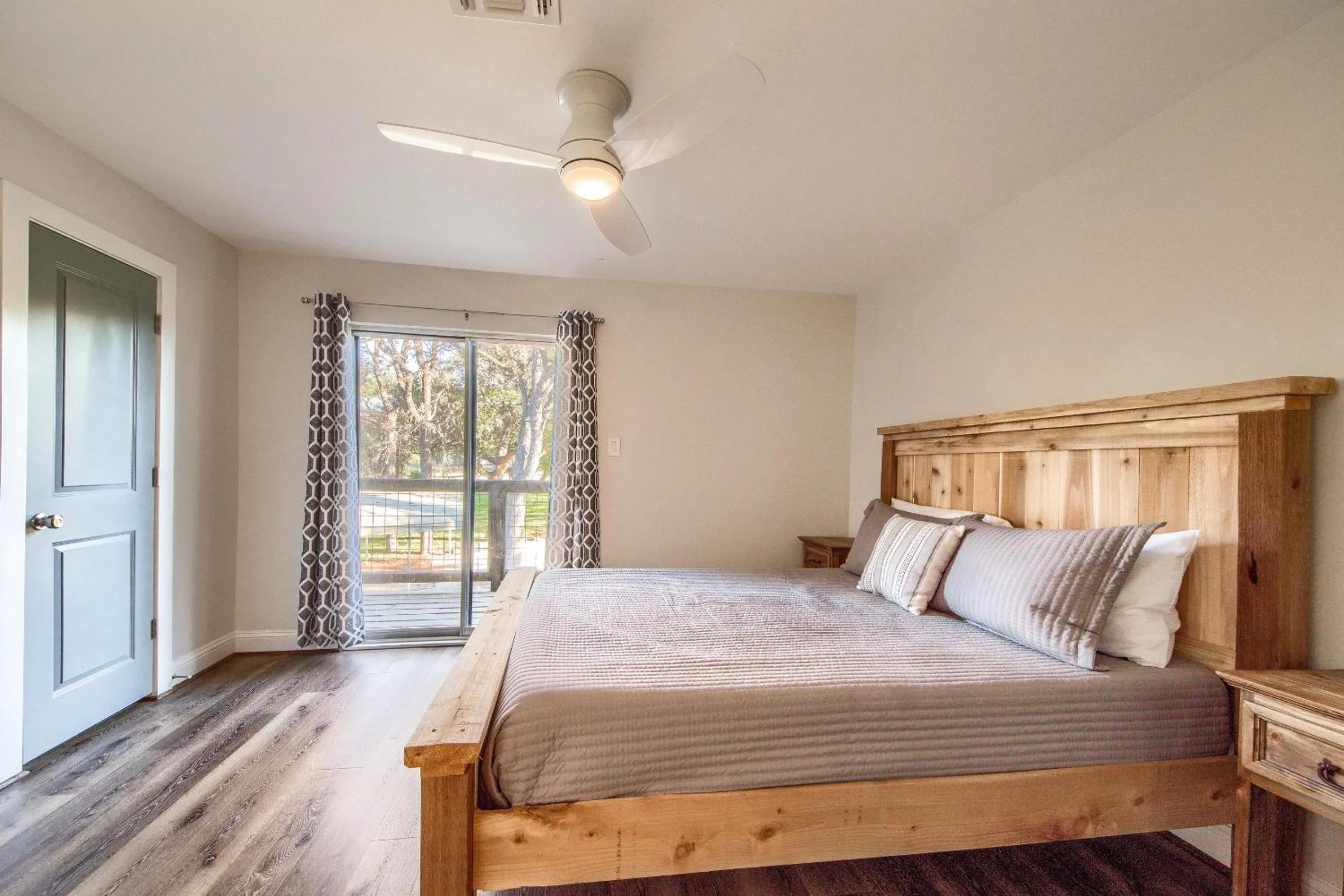 Other, Bed in CL 954 River Cliff Retreat