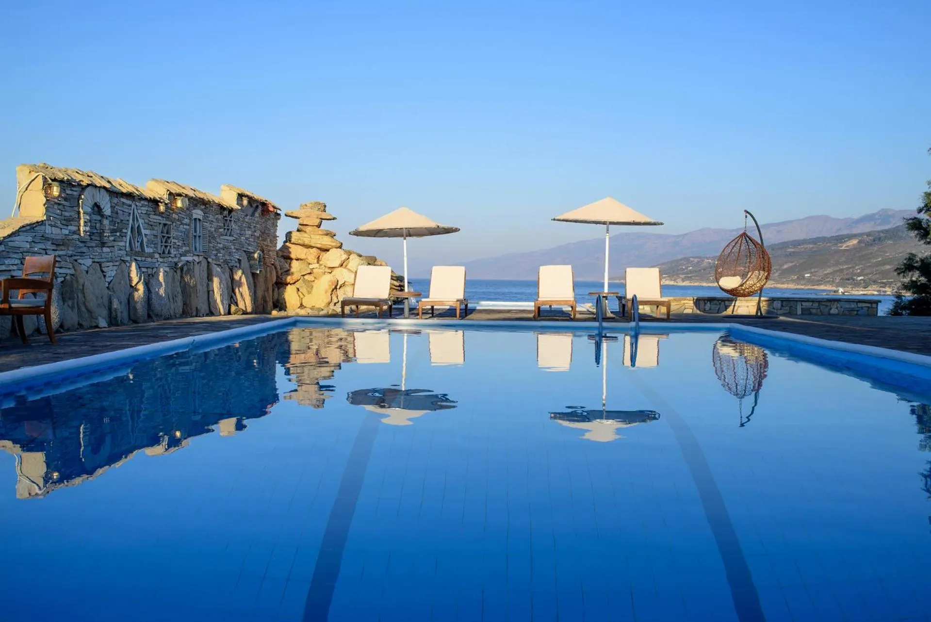Swimming pool in Cavos Bay Hotel & Studios