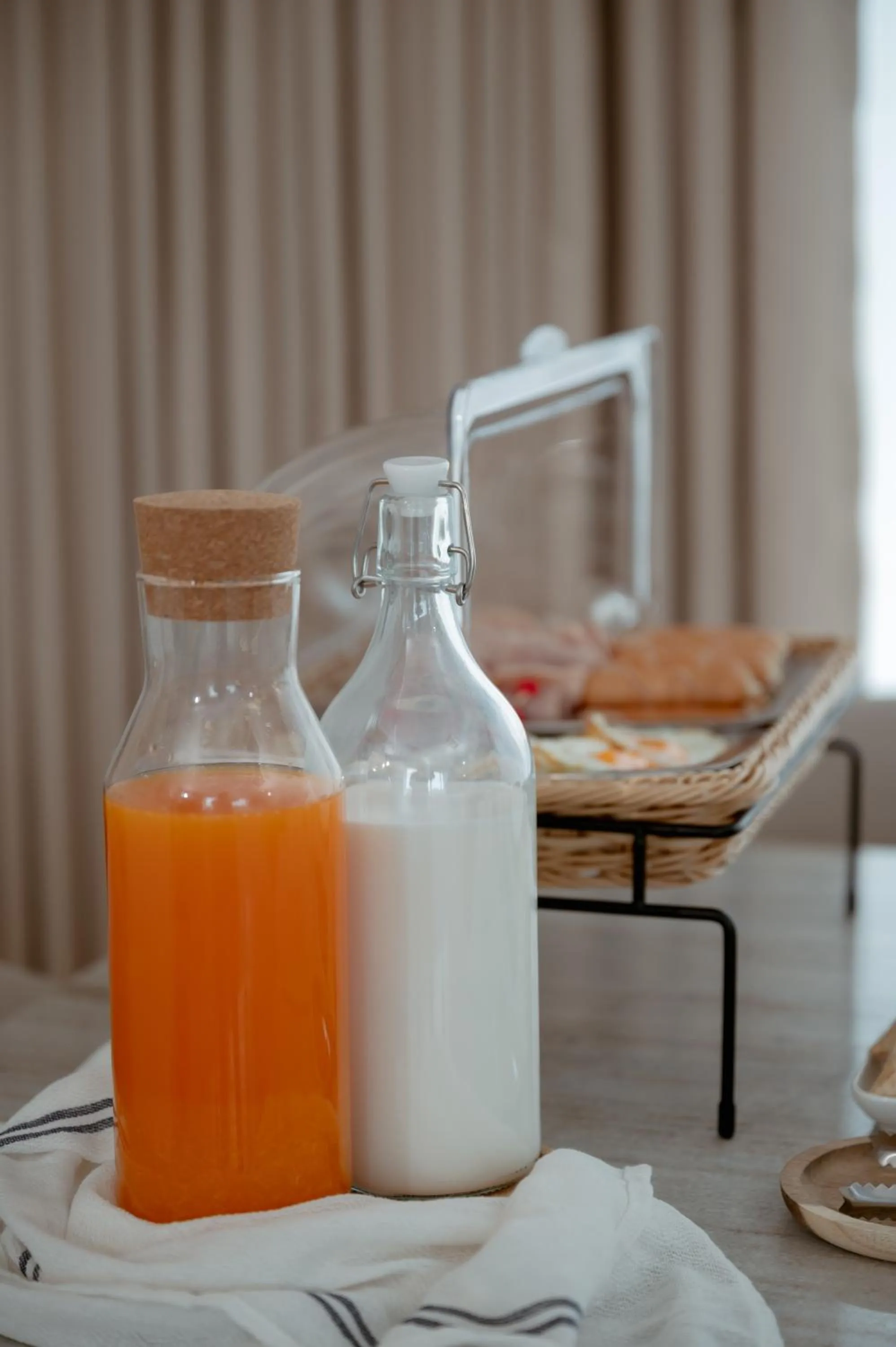 Food and drinks in Villa Paramount 2