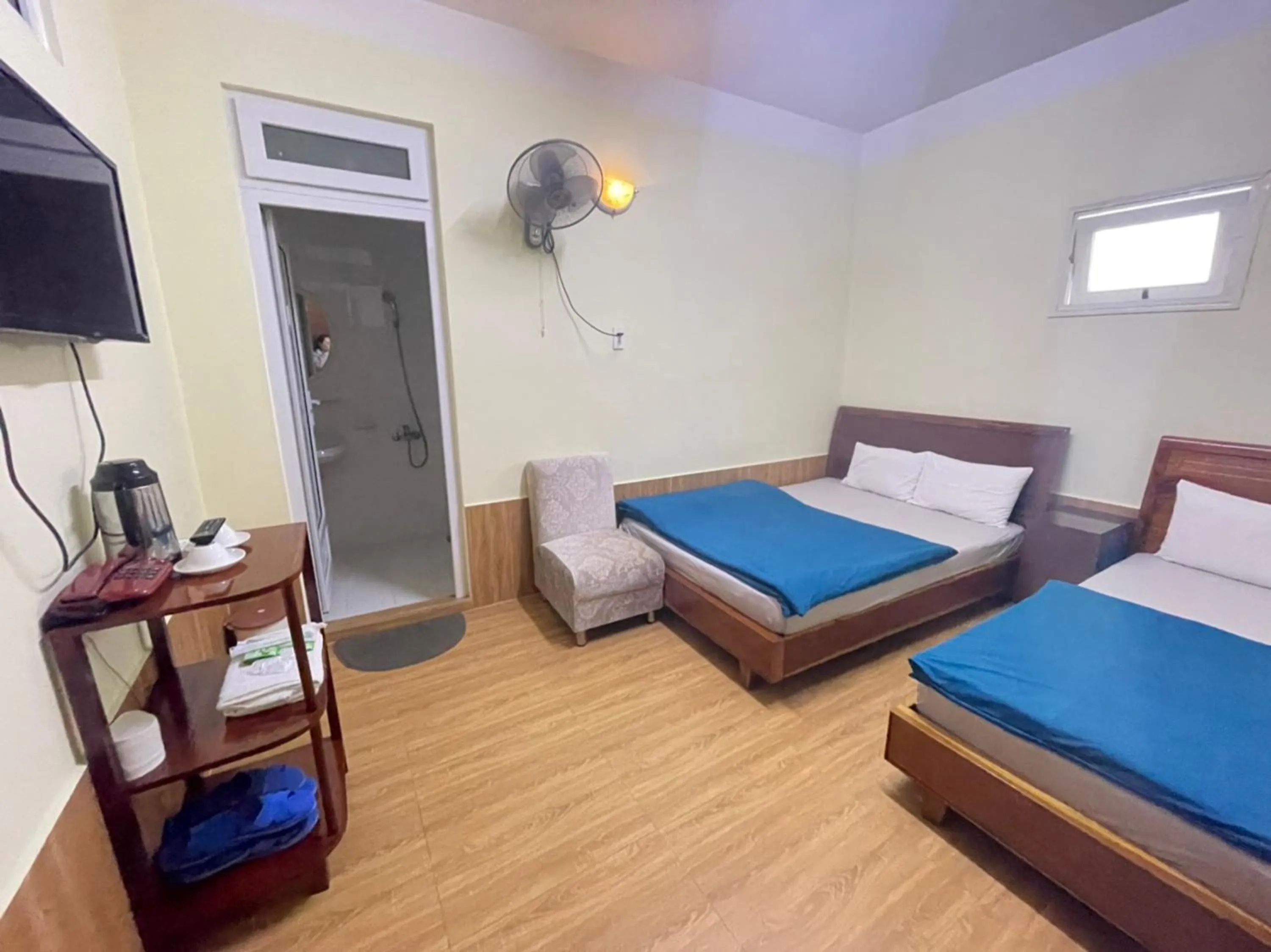 Bedroom, Bed in Hân Hoan Hotel