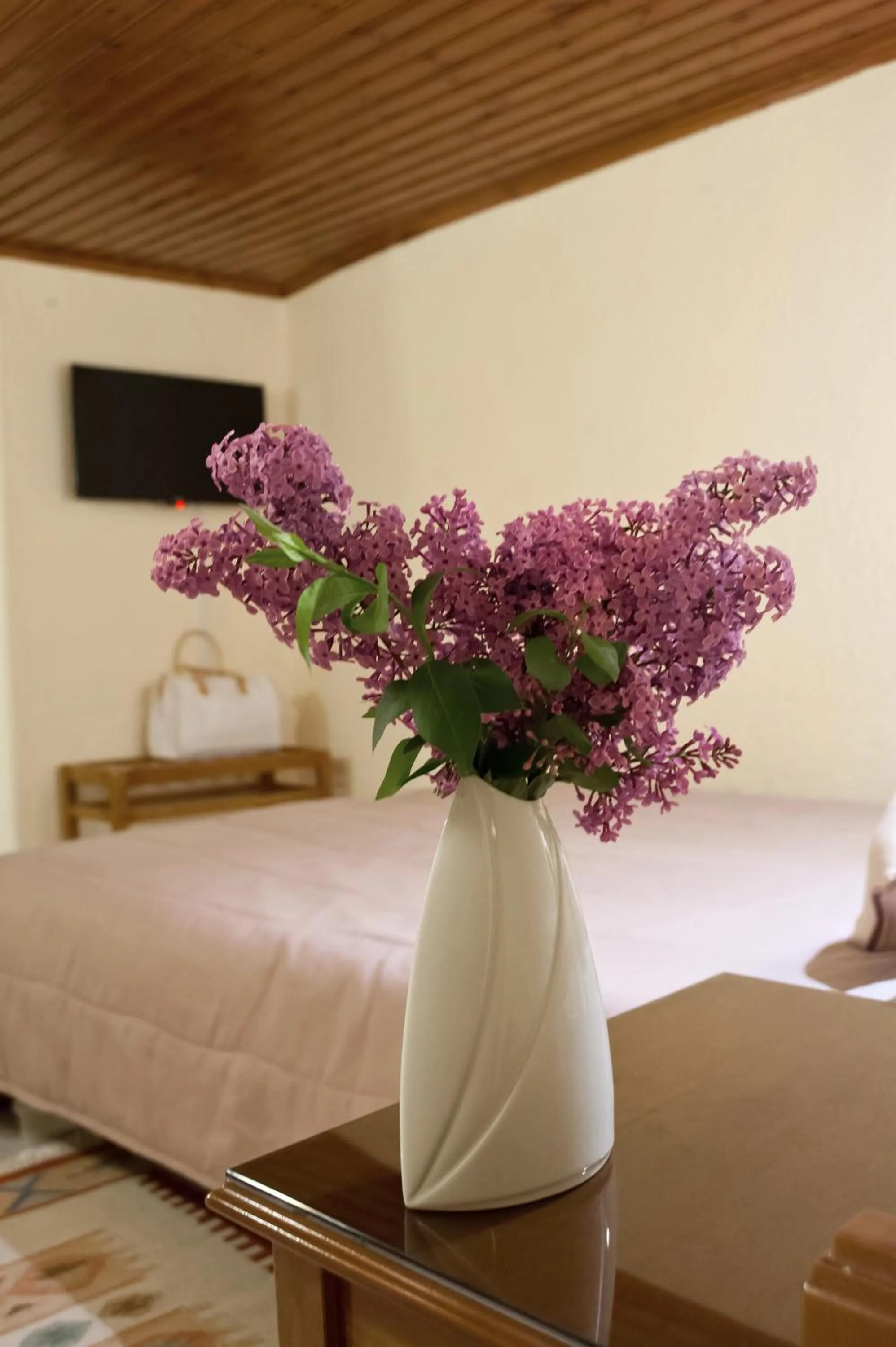 Decorative detail, Bed in Hermes Delphi Hotel
