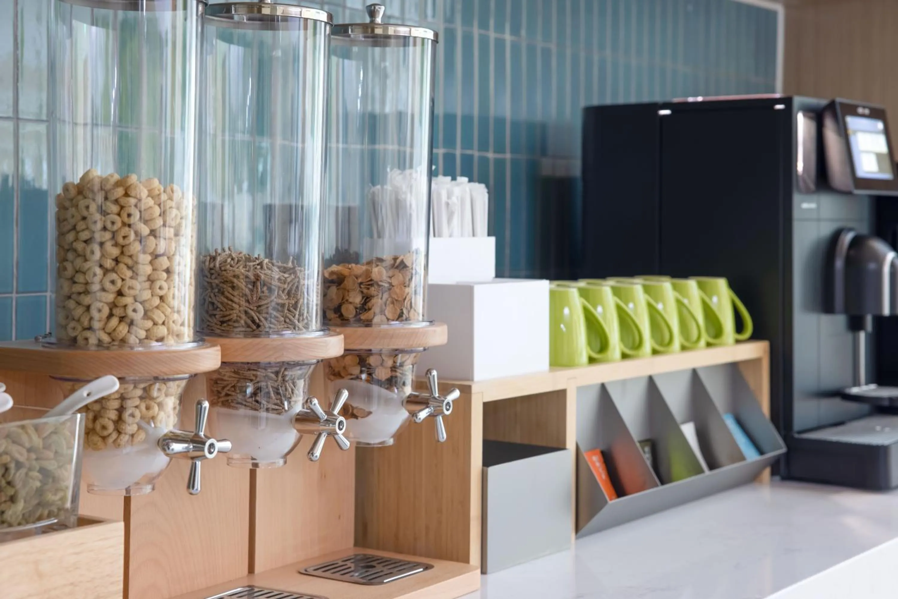 Coffee/tea facilities in Home2 Suites by Hilton Chongqing Yubei