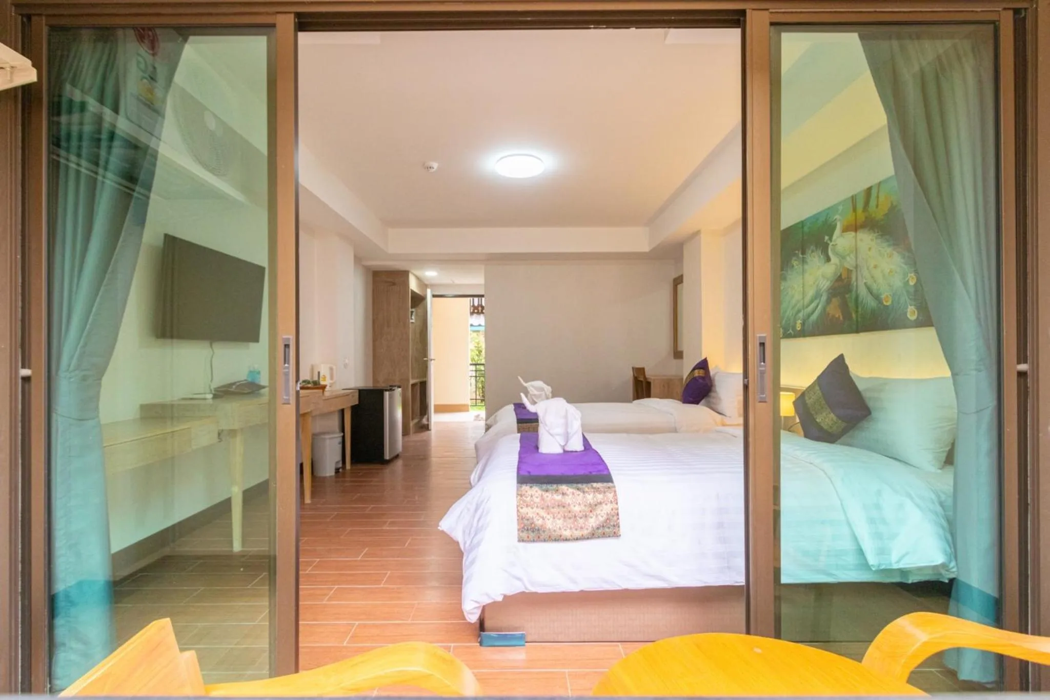 Photo of the whole room, Bed in Peacock De Pai Hotel