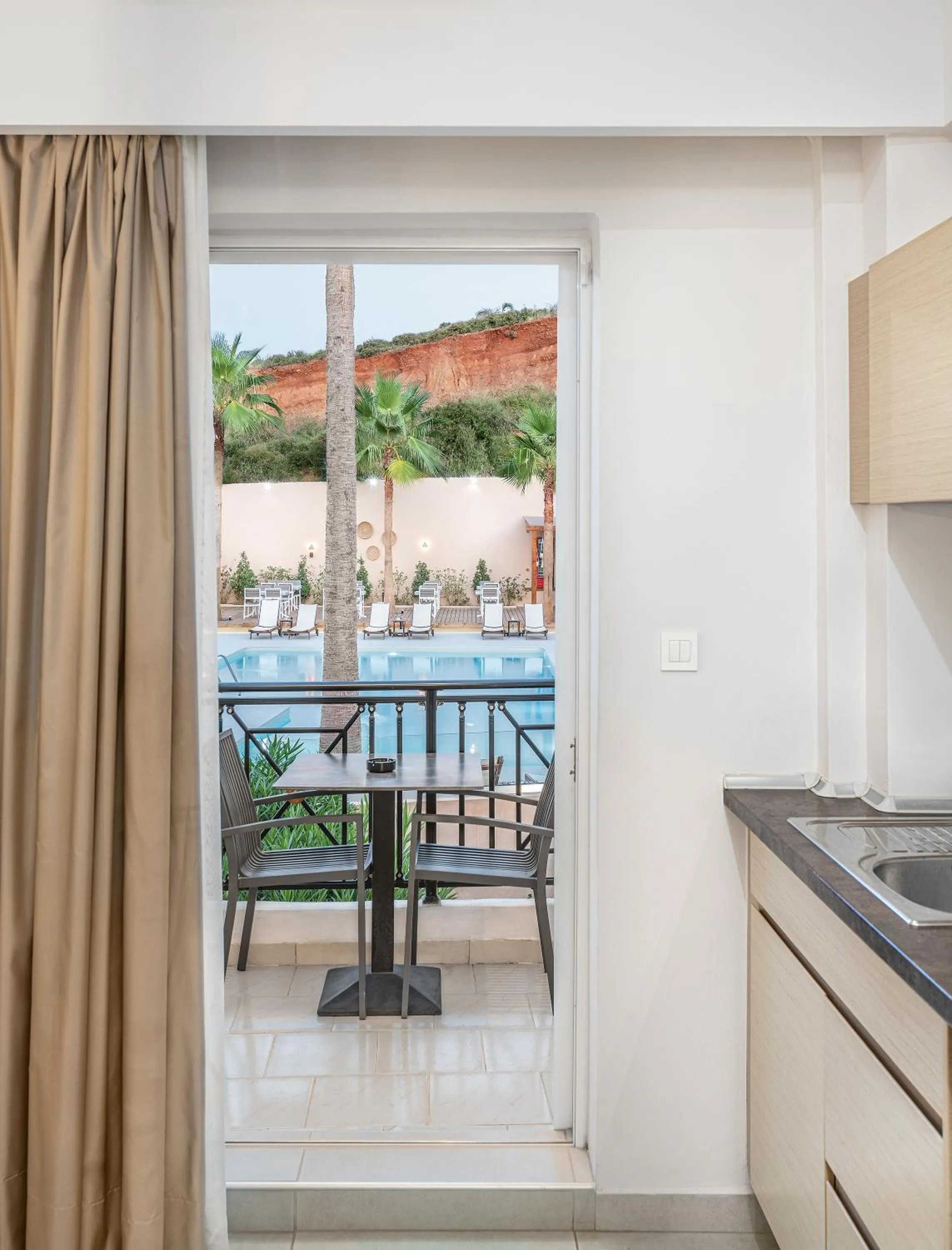 Balcony/Terrace in Sea View Hotel & Apartments