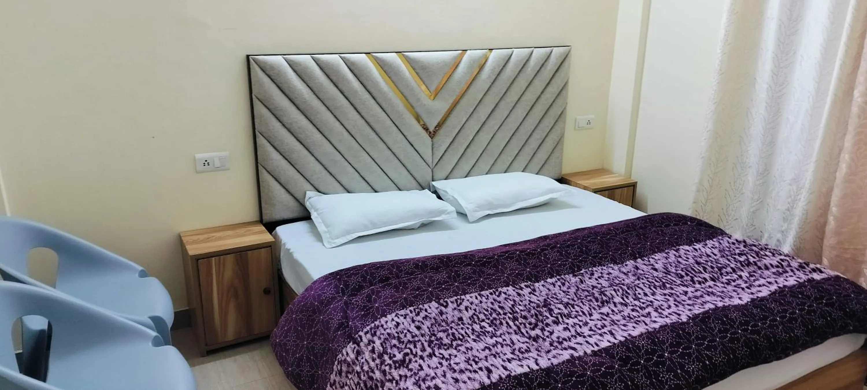 Shimla Vibes B & B free pick and drop from ISBT Shimla