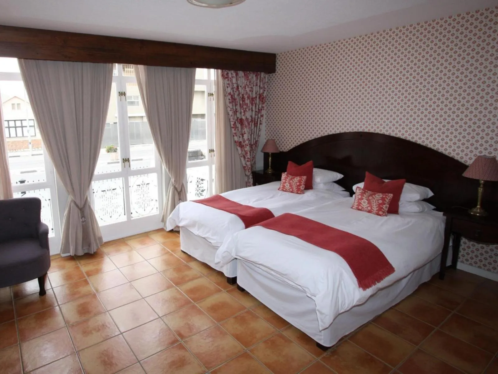 Bed in Hotel Eberwein Garni