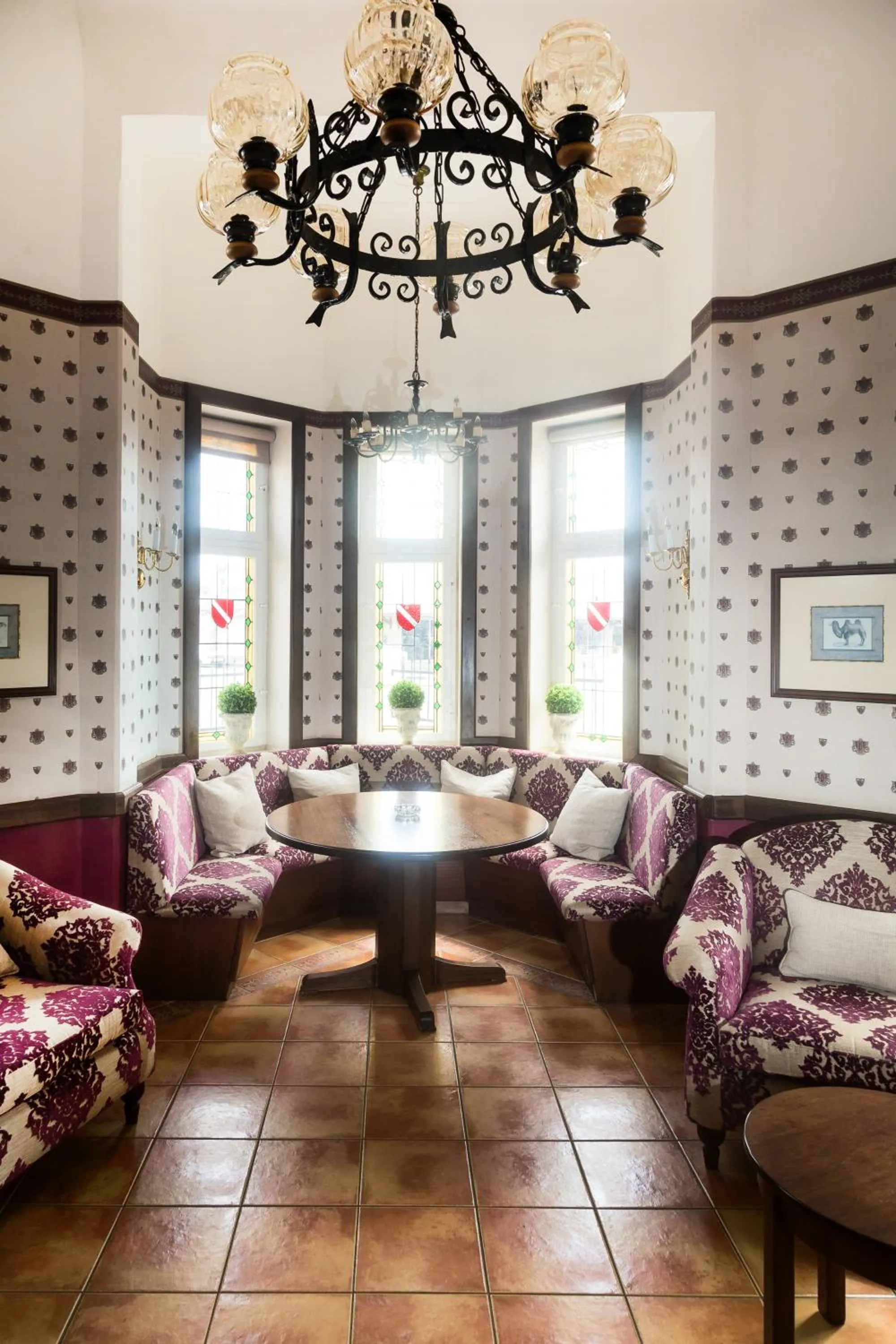 Lounge or bar in Hotel Eberwein Garni