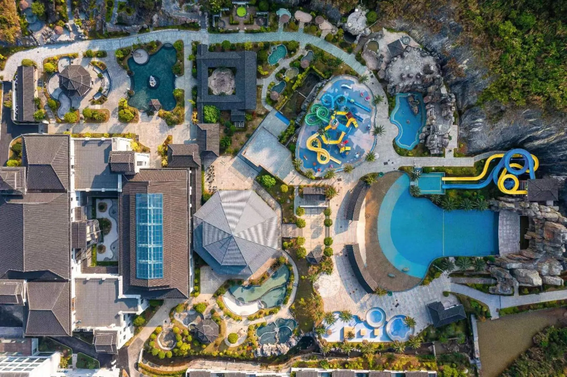 Hot Spring Bath in Home2 Suites by Hilton Chenzhou Nuanshui Hot Spring