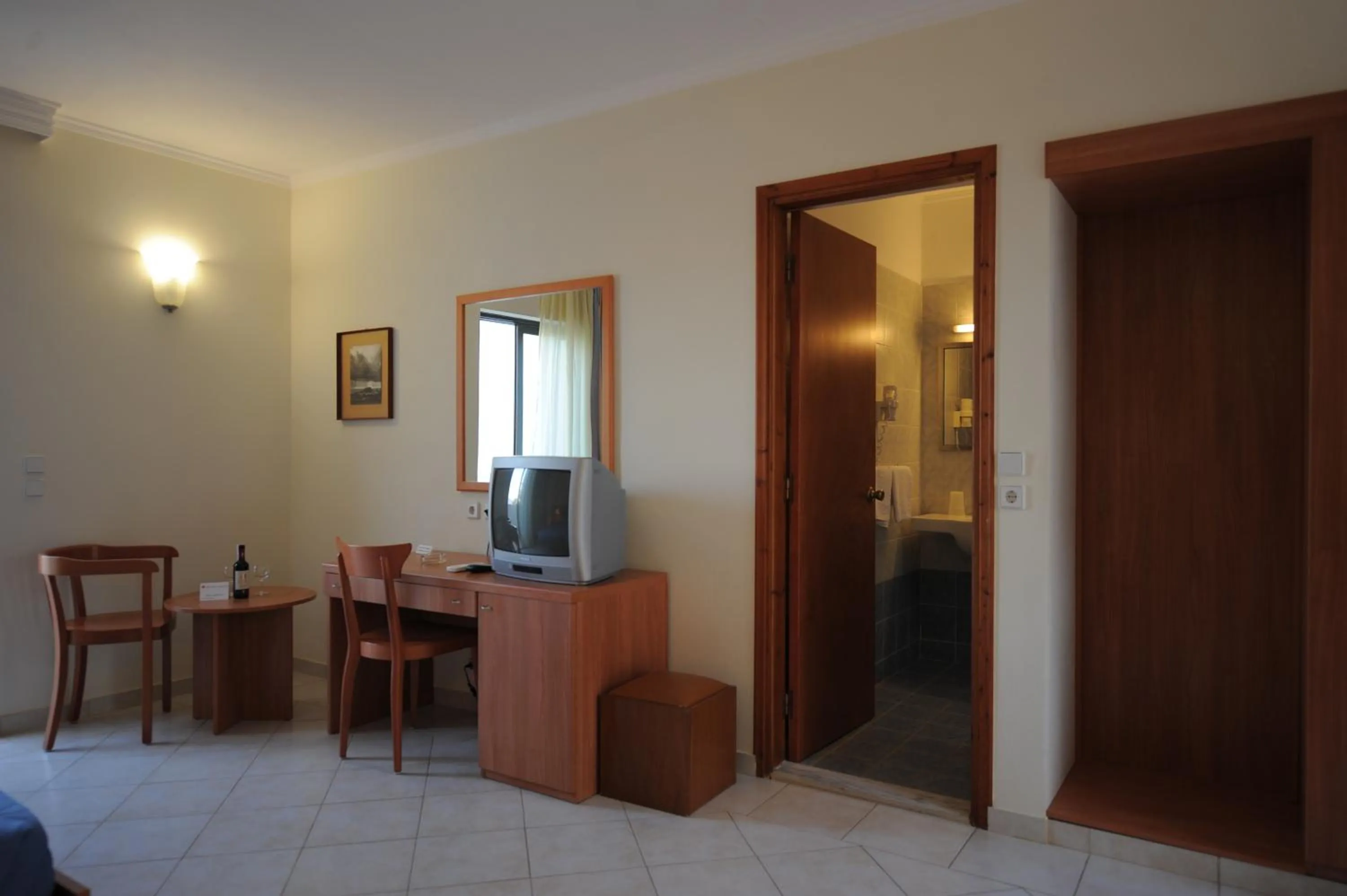 Seating area in Golden View Studios