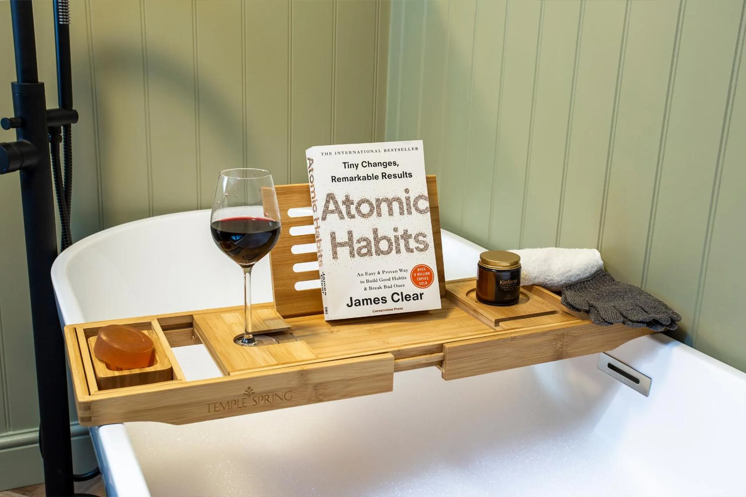 Bathroom in Whitby Boutique - Mast Cottage