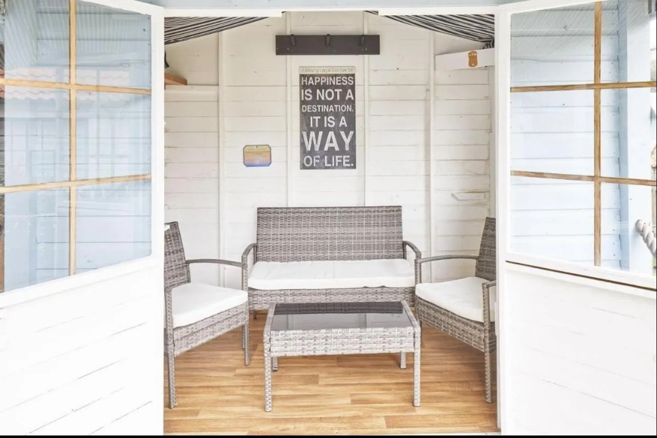 Garden in Whitby Boutique - Mast Cottage