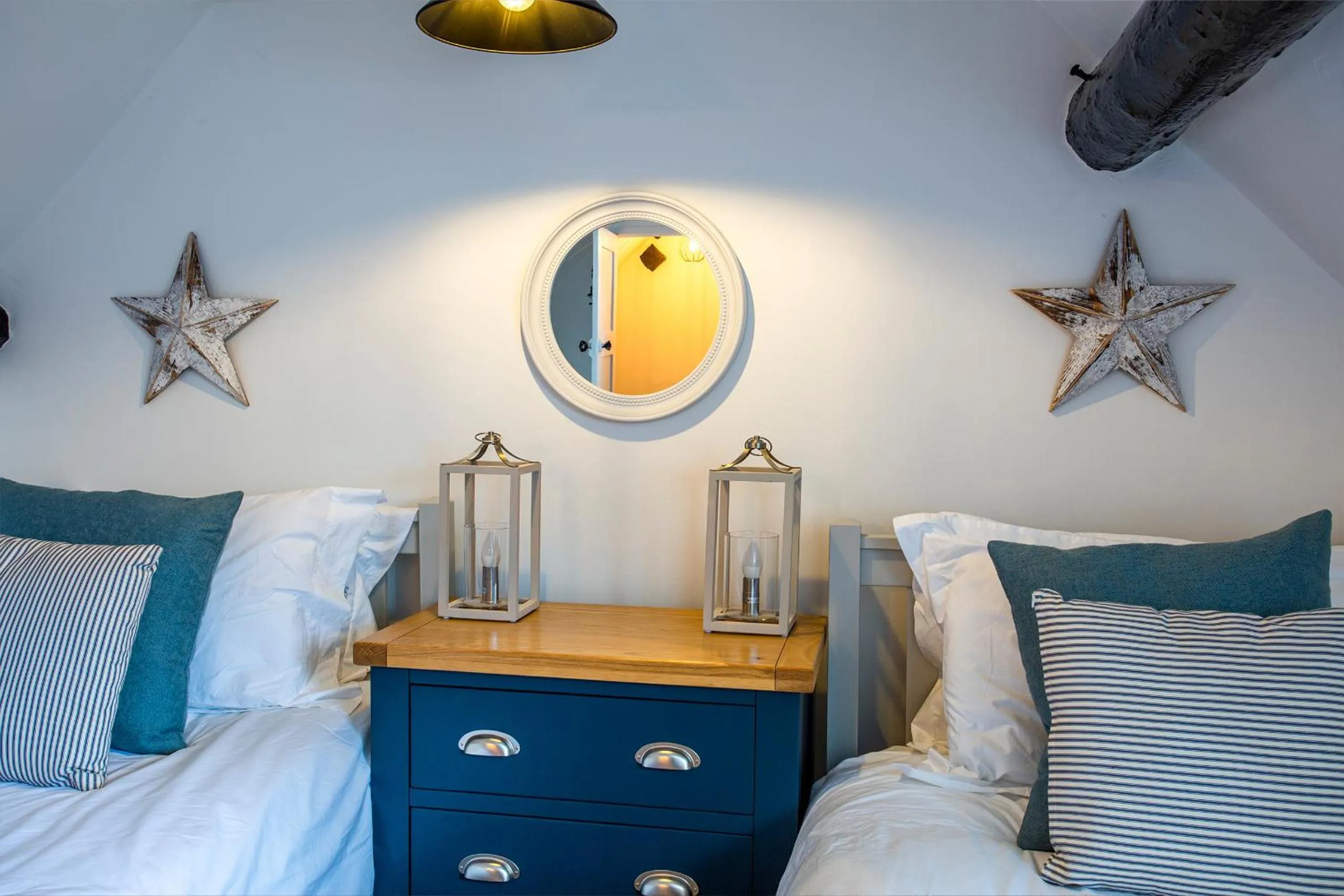 Bedroom, Bed in Whitby Boutique - Mast Cottage