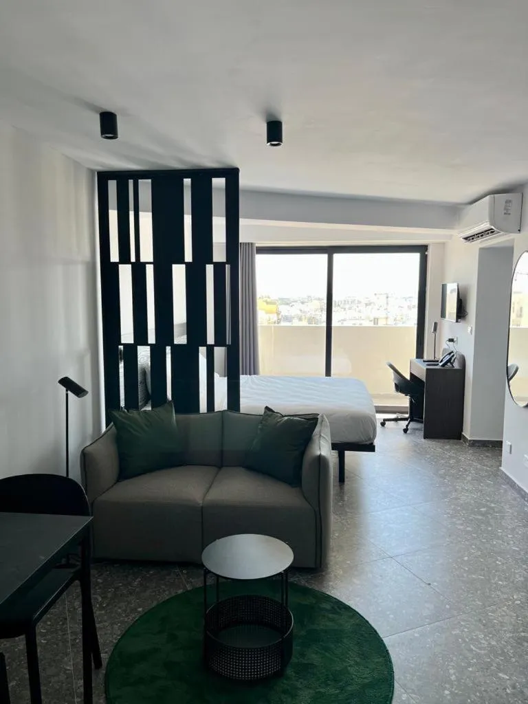 Bed in Park Heights by the Warren Collection