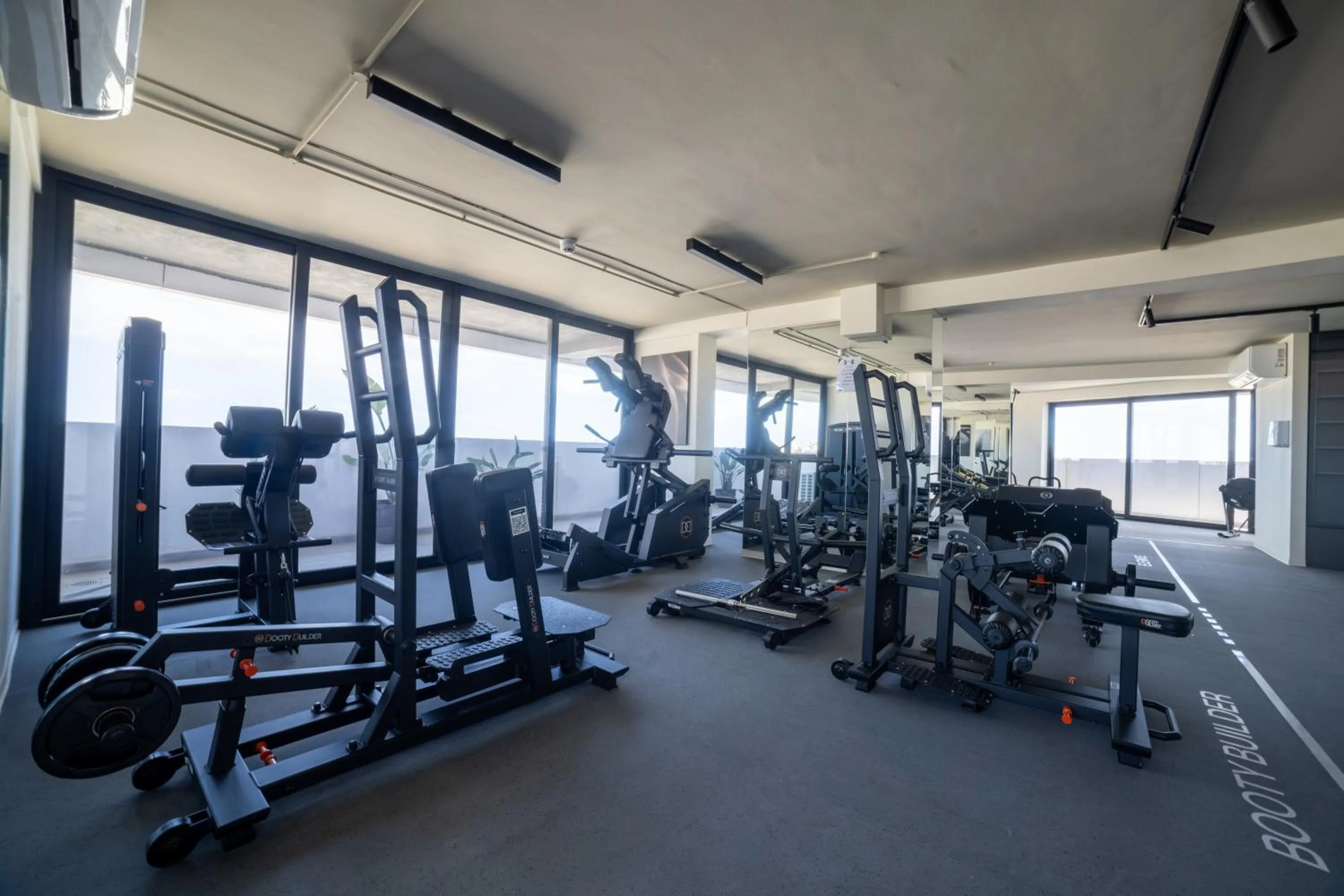 Fitness centre/facilities in Park Heights by the Warren Collection