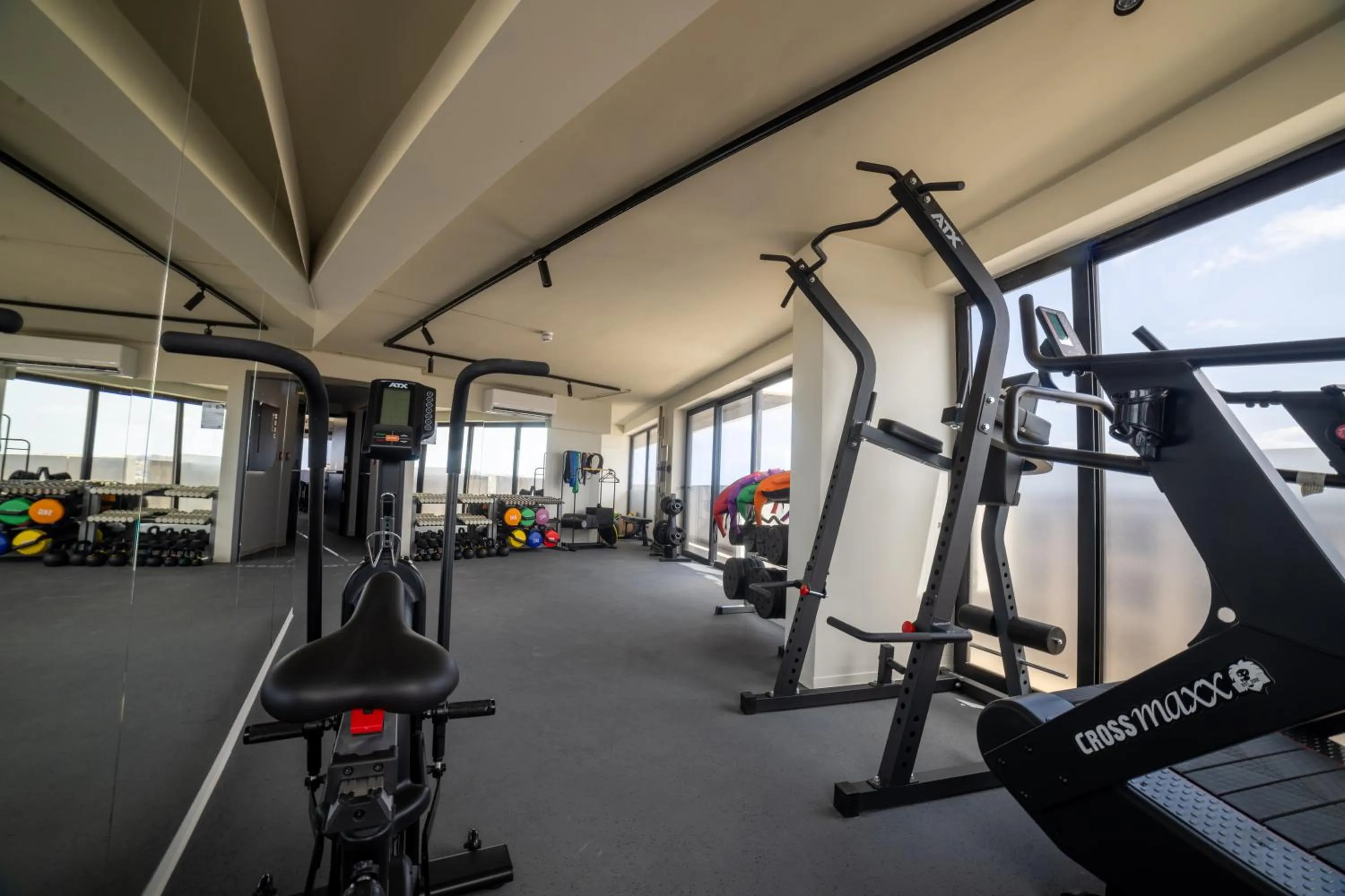 Fitness centre/facilities in Park Heights by the Warren Collection