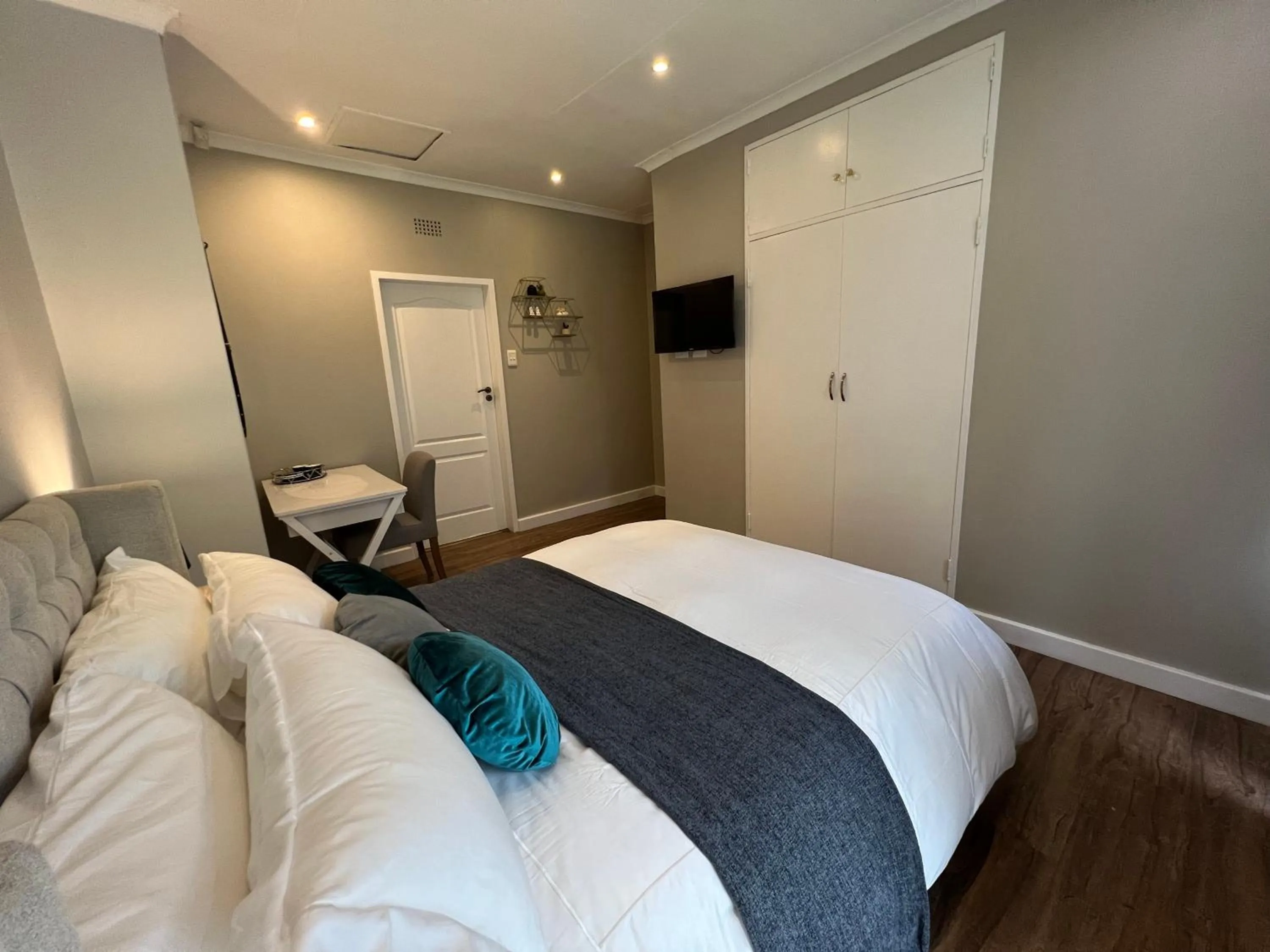 Bedroom, Bed in Le'Ciara Luxury Guest House