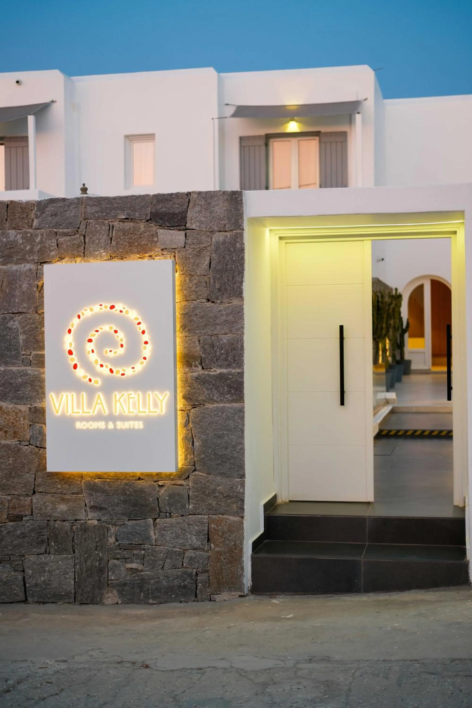 Facade/entrance in Villa Kelly Rooms & Suites