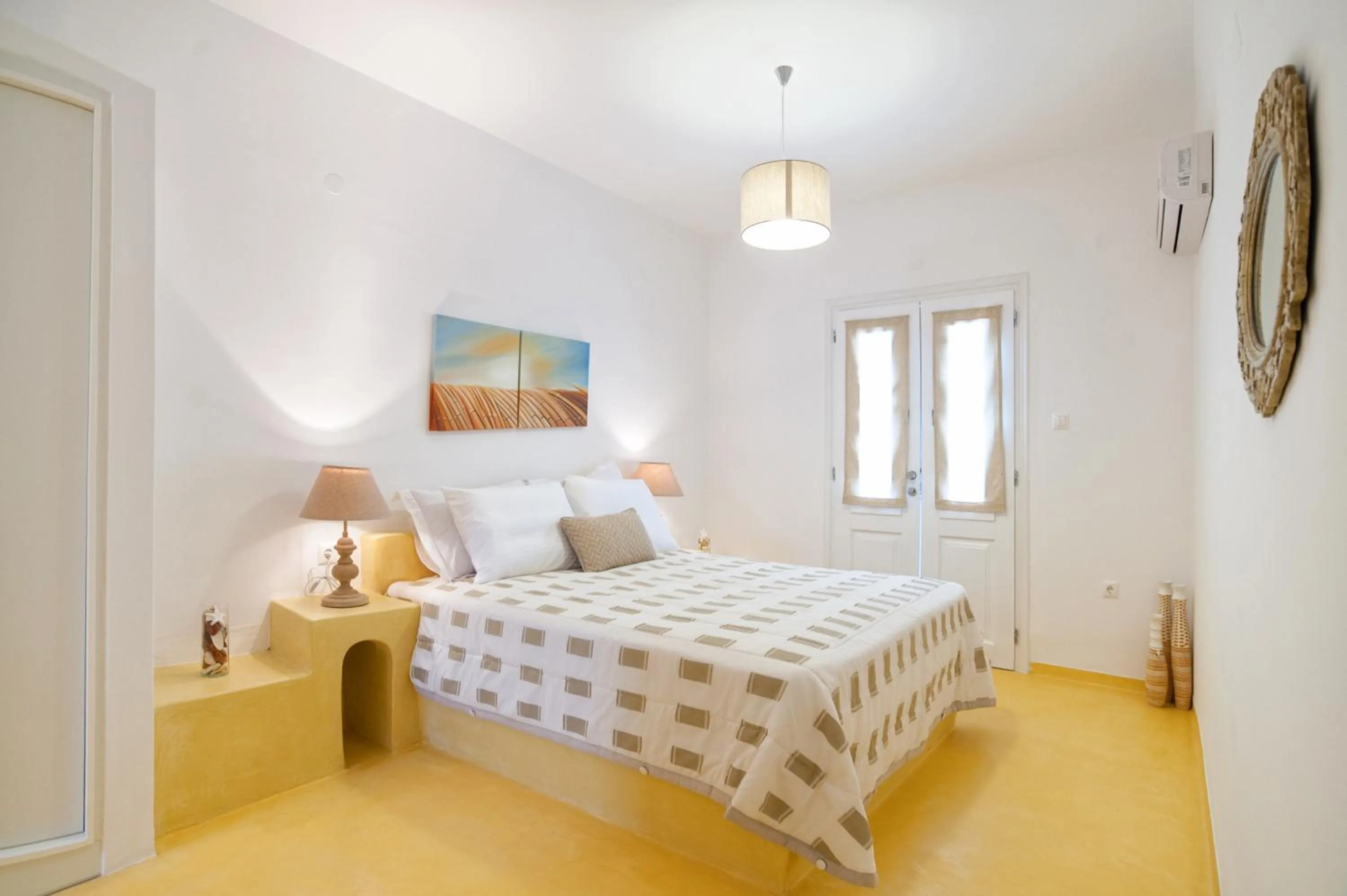 Two-Bedroom Apartment (4 People) with Pool View in Villa Kelly Rooms & Suites