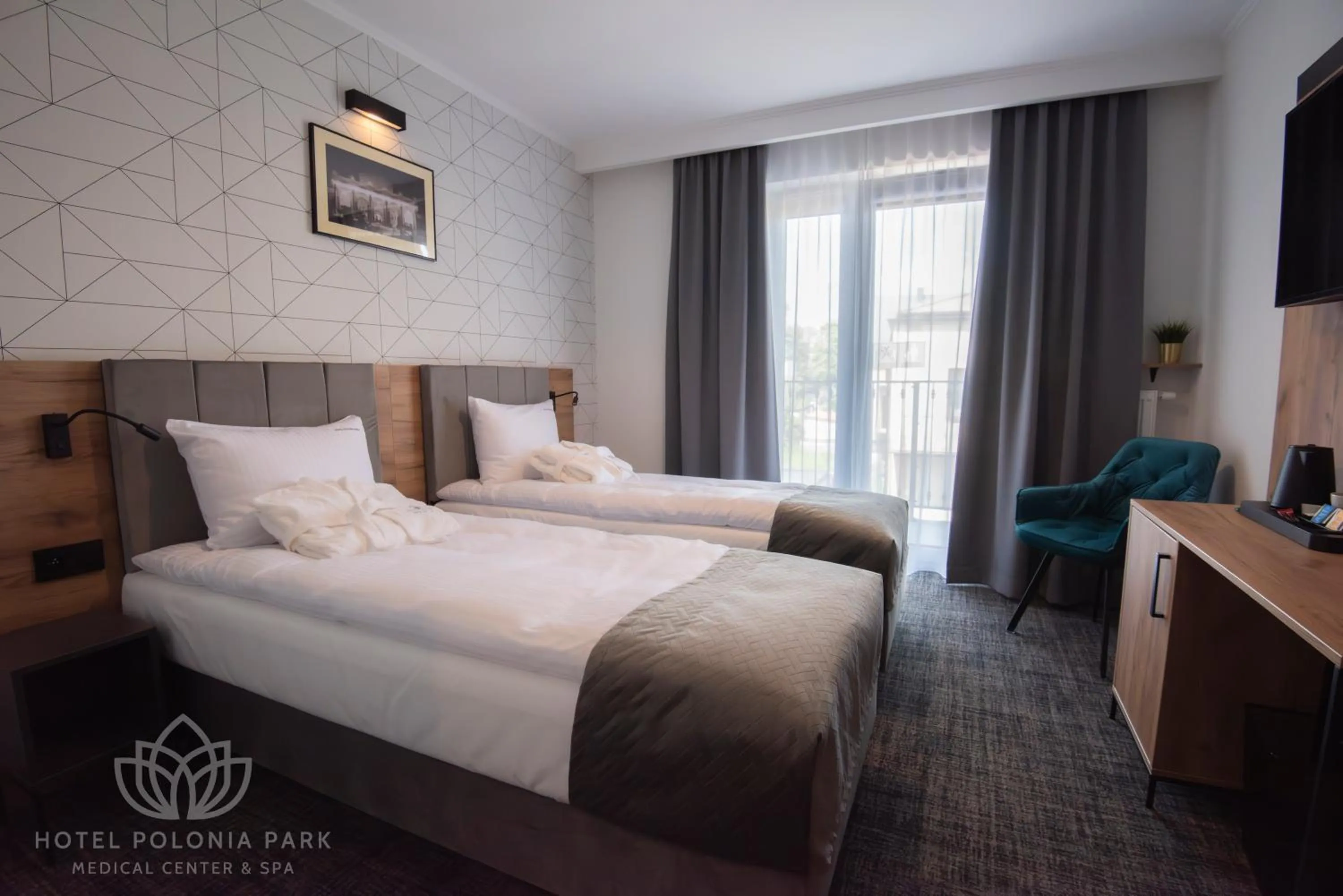 Bed in Hotel Polonia PARK Medical Center & Spa